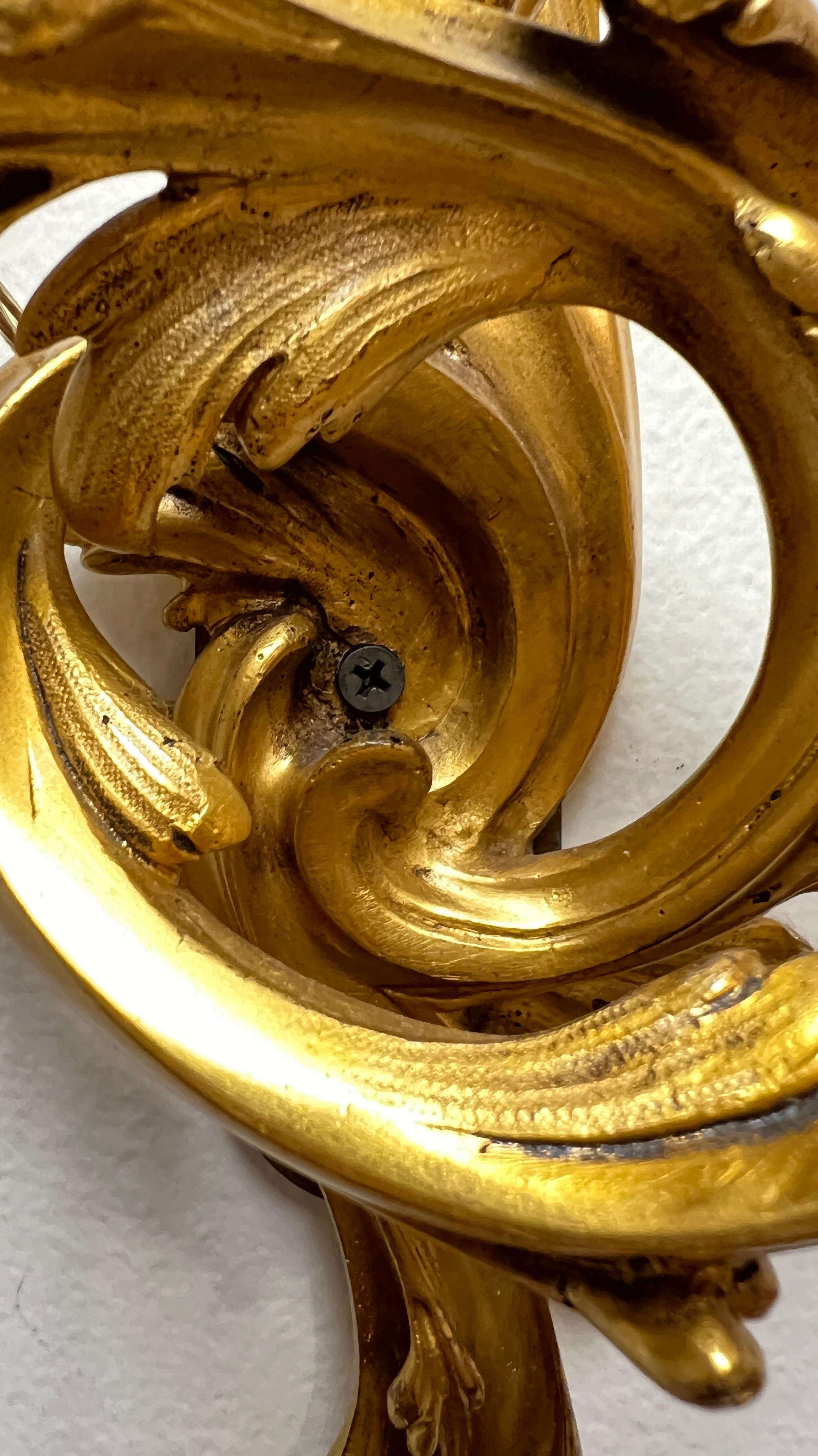 20ième siècle Ensemble de quatre (4) appliques à deux lumières de style rococo Louis XV français en vente