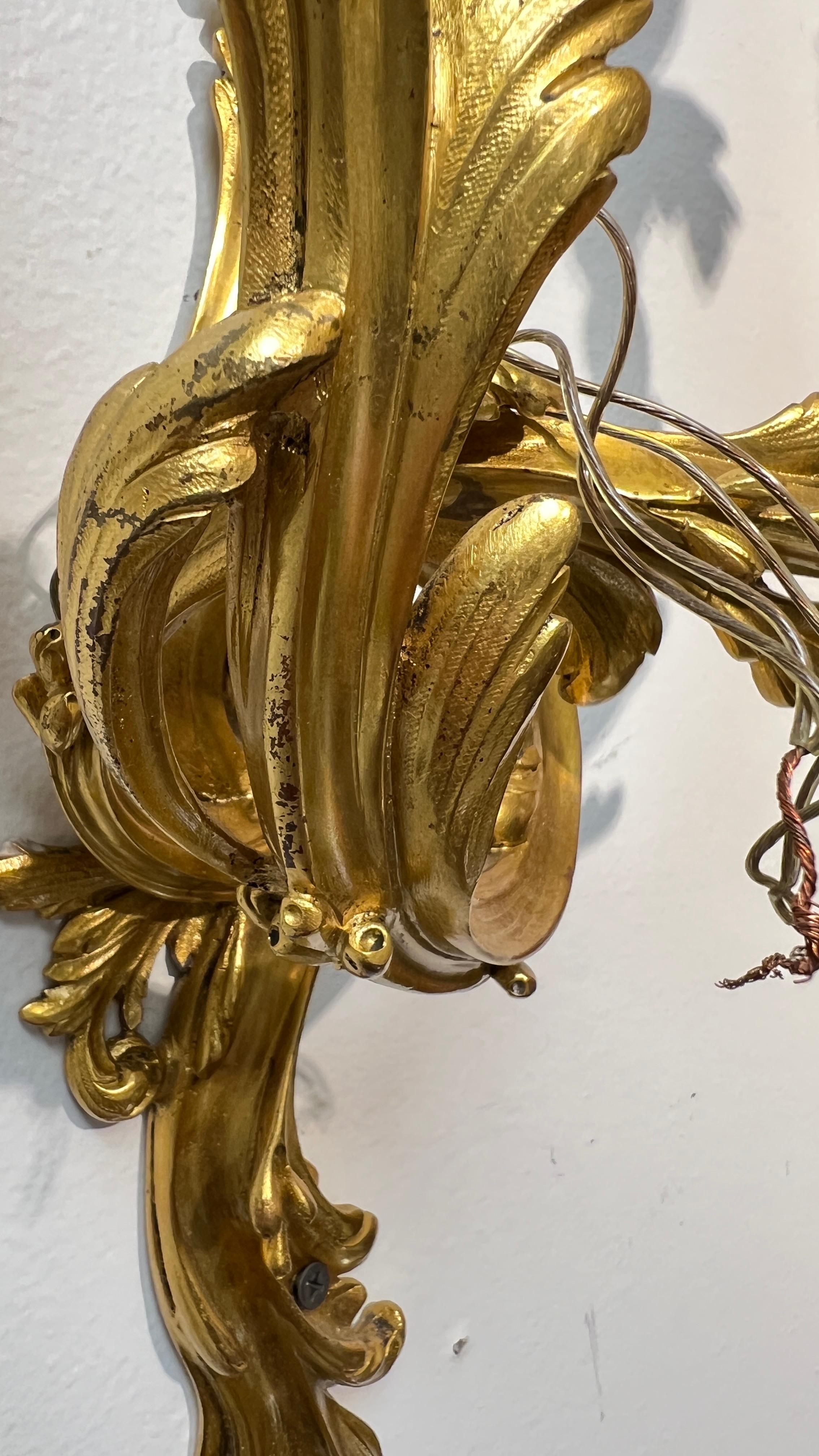 Ensemble de quatre (4) appliques à deux lumières de style rococo Louis XV français en vente 2