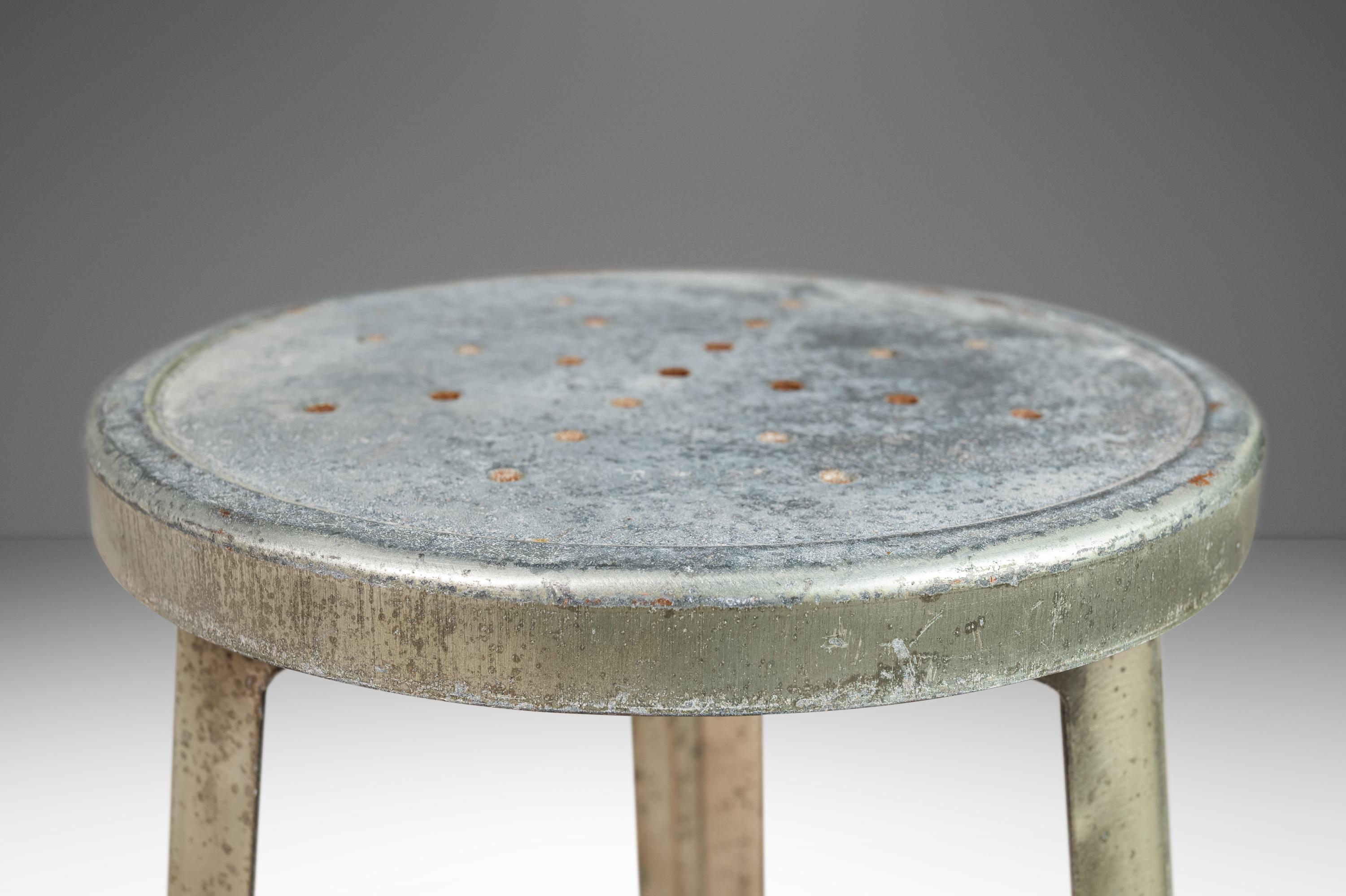 Set of Four '4' Hammered Industrial Counter Height Bar Stools, France, C. 1950s For Sale 2
