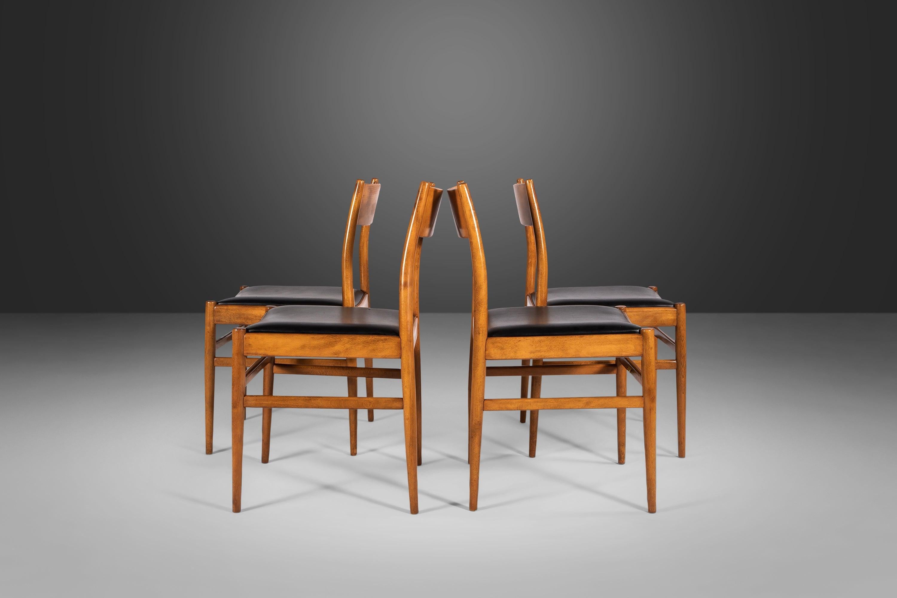 Set of Four '4' Mid Century Danish Modern Contoured Oak Dining Chairs, c. 1960's For Sale 5