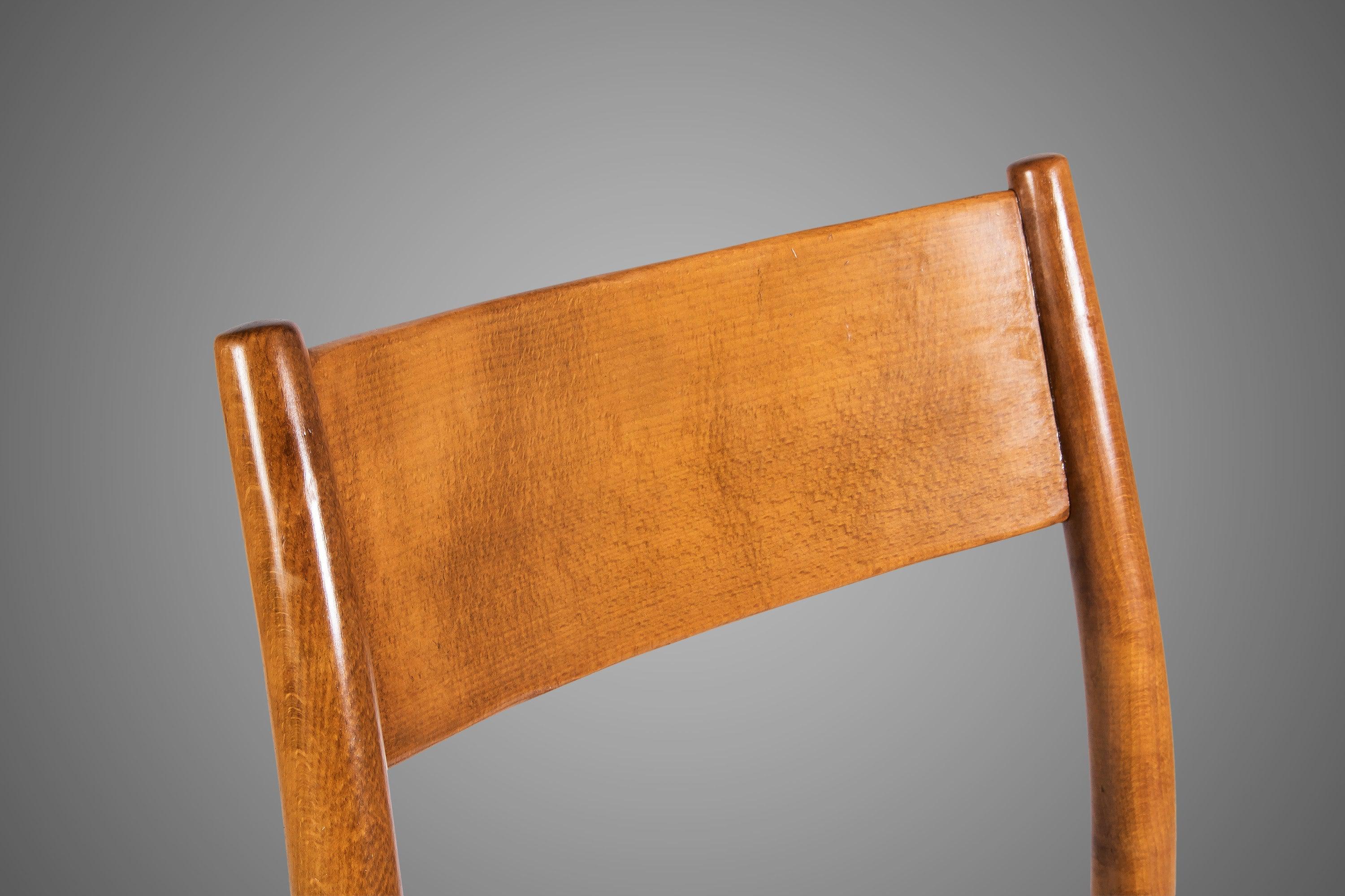 Set of Four '4' Mid Century Danish Modern Contoured Oak Dining Chairs, c. 1960's For Sale 2