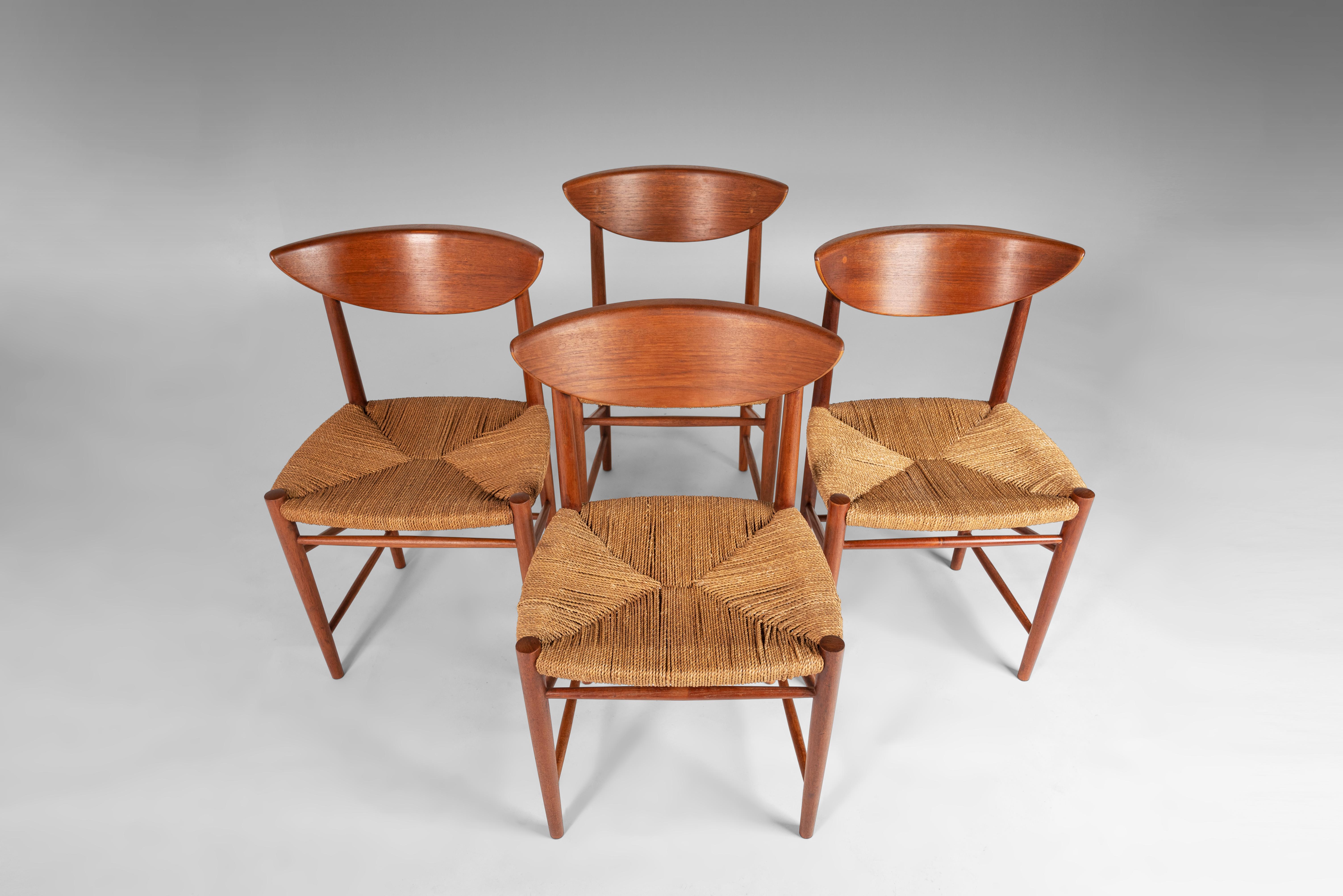 Danish Set of 4 Soborg Model 317 Dining Chairs by Peter Hvidt & Orla Möllgaard Nielsen