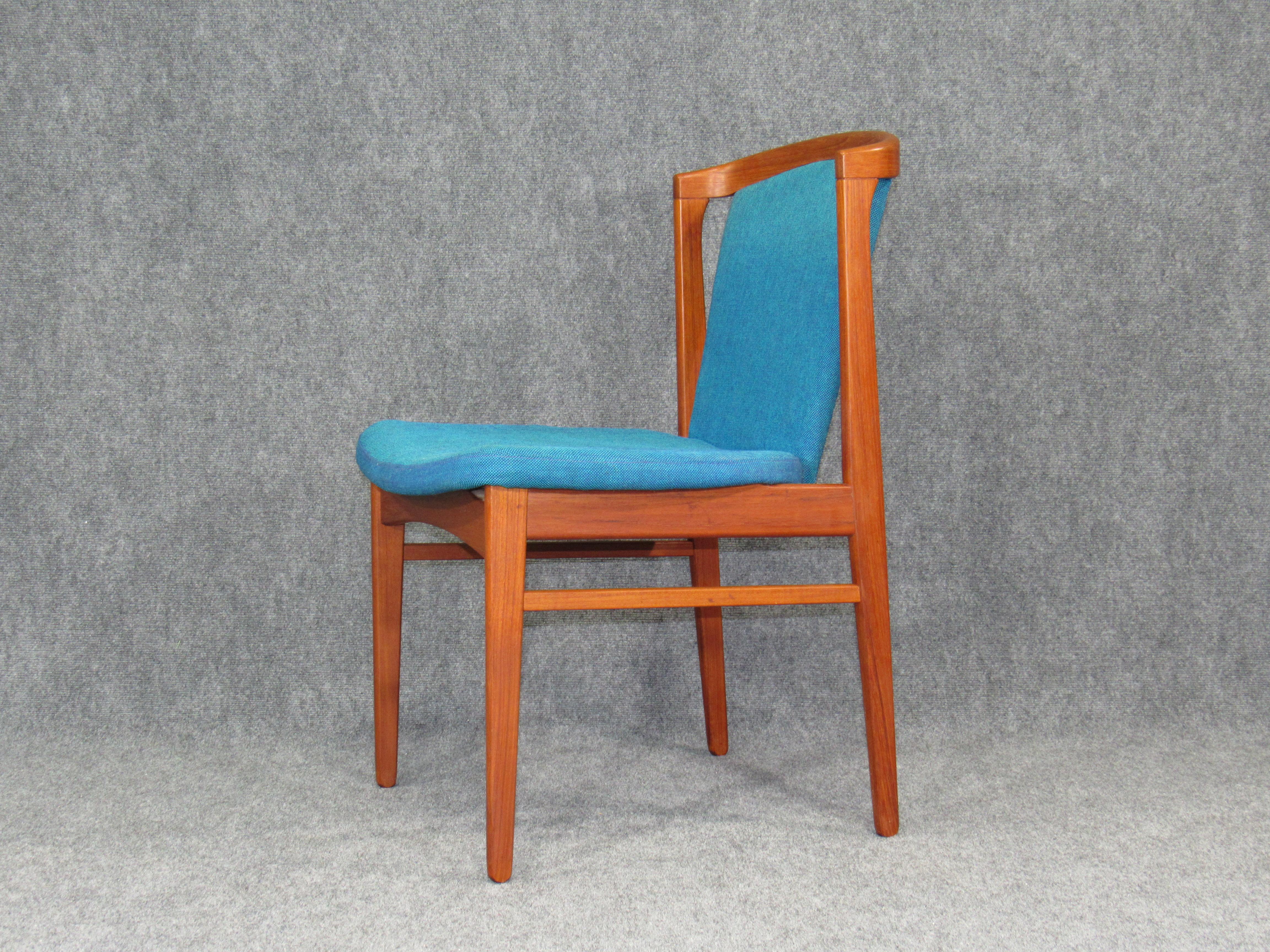 Set of Four '4' Rare Midcentury, Danish Modern Teak Dining Chairs by Erik Buck 7