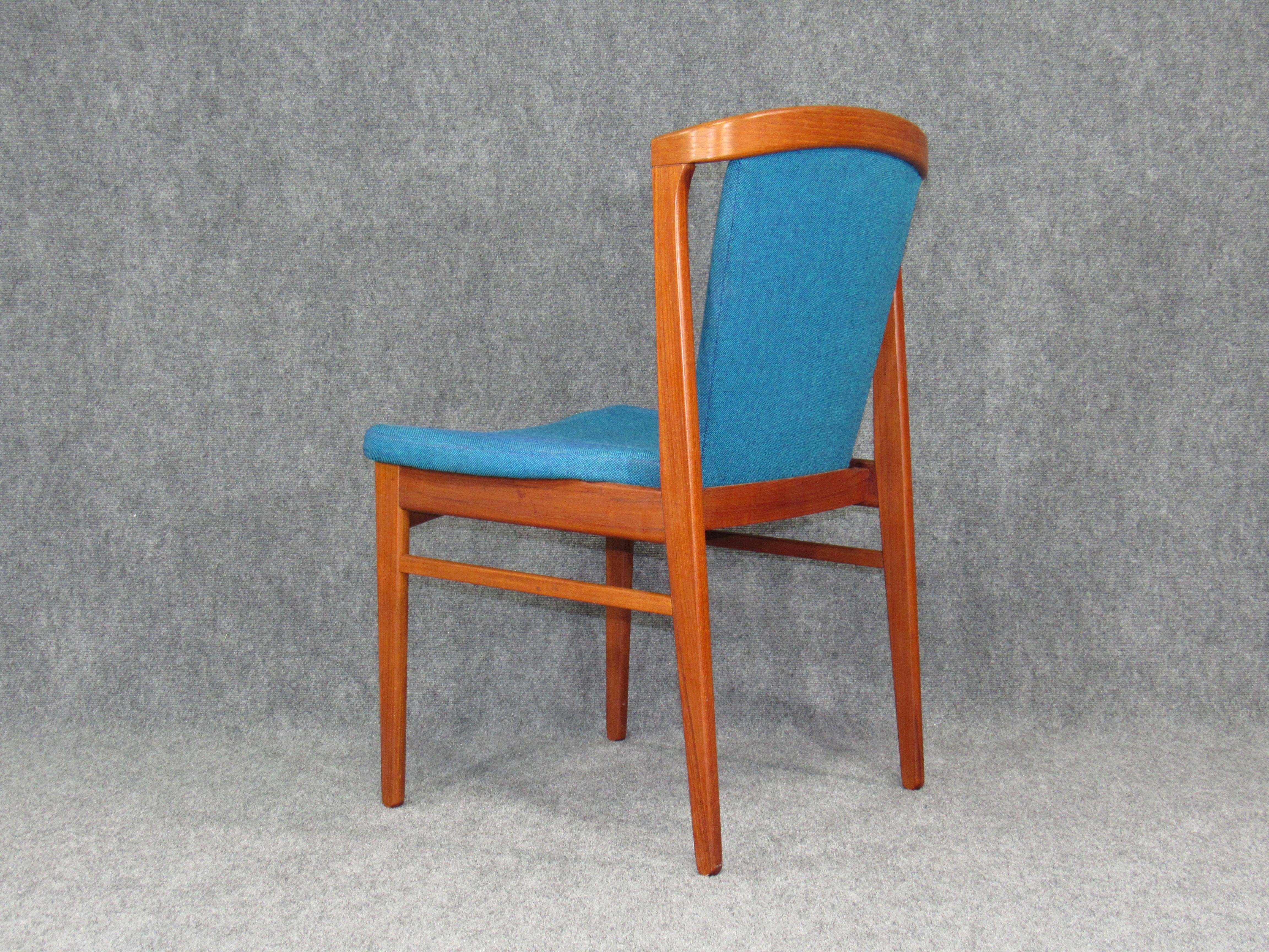 Set of Four '4' Rare Midcentury, Danish Modern Teak Dining Chairs by Erik Buck 9