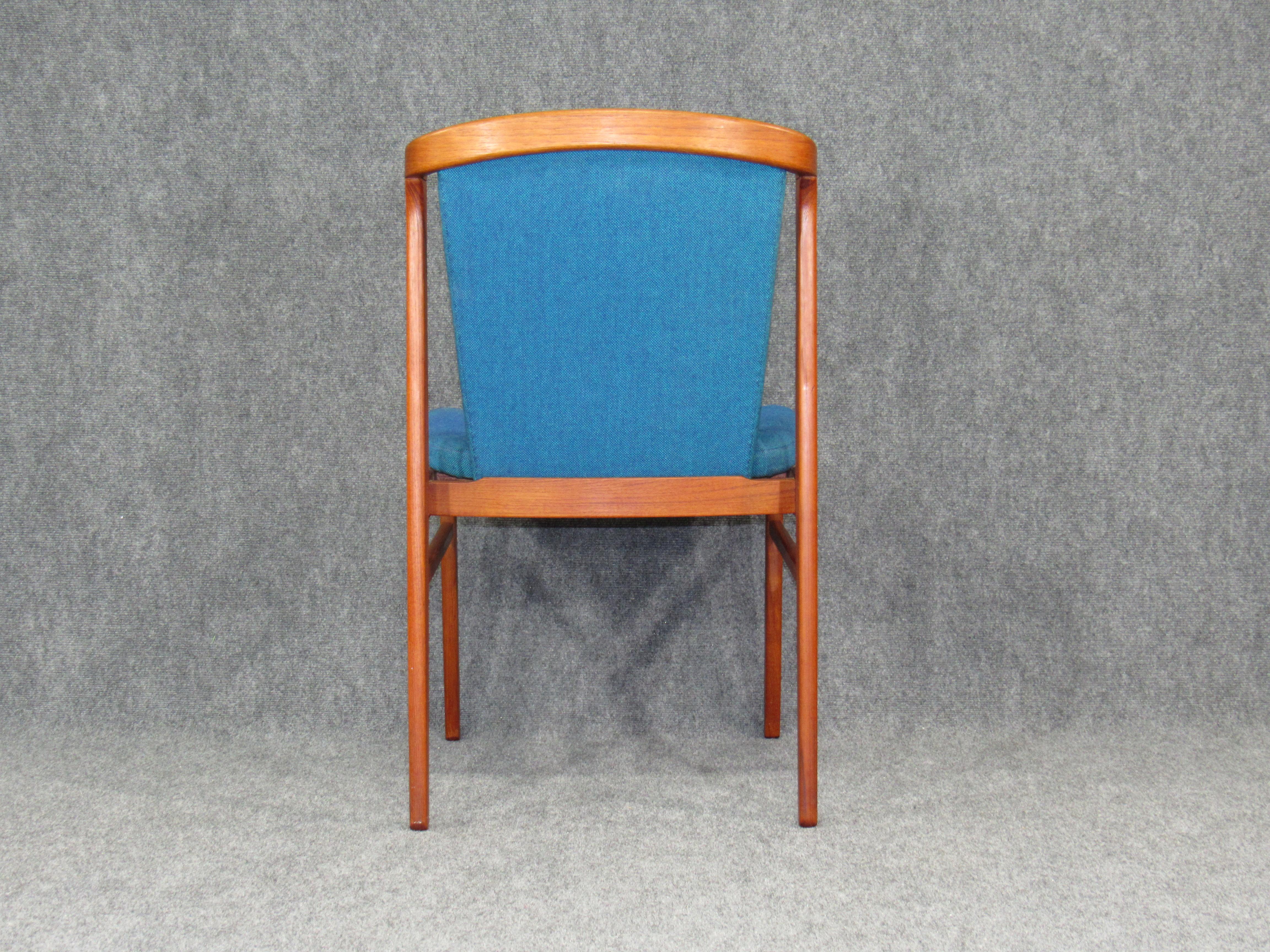 Set of Four '4' Rare Midcentury, Danish Modern Teak Dining Chairs by Erik Buck 10