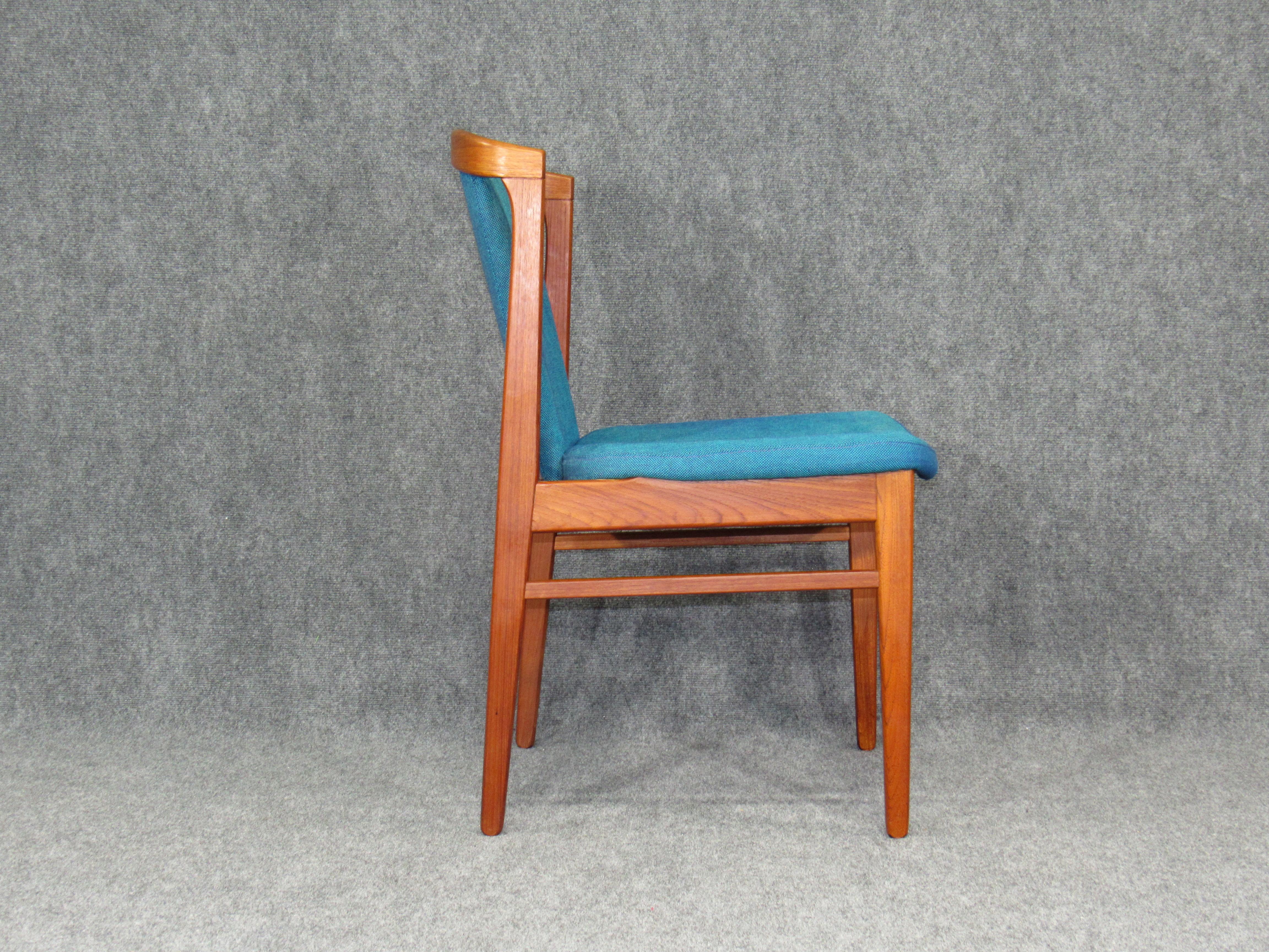Set of Four '4' Rare Midcentury, Danish Modern Teak Dining Chairs by Erik Buck 12