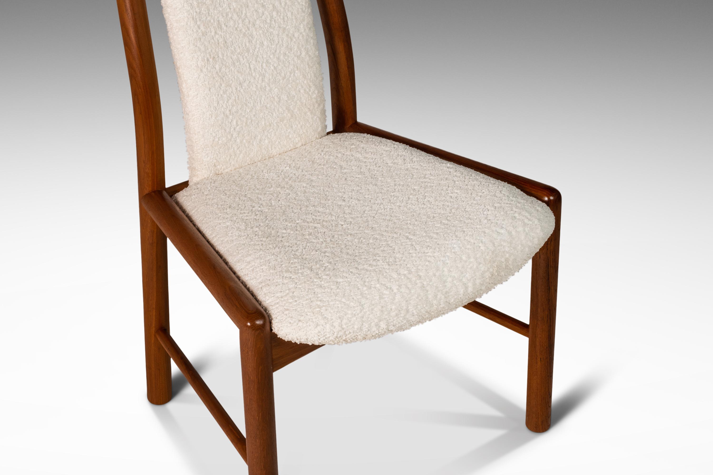 Set of Four (4) Scandinavian Dining Chairs Teak & Bouclé by Benny Linden, 1970's For Sale 5