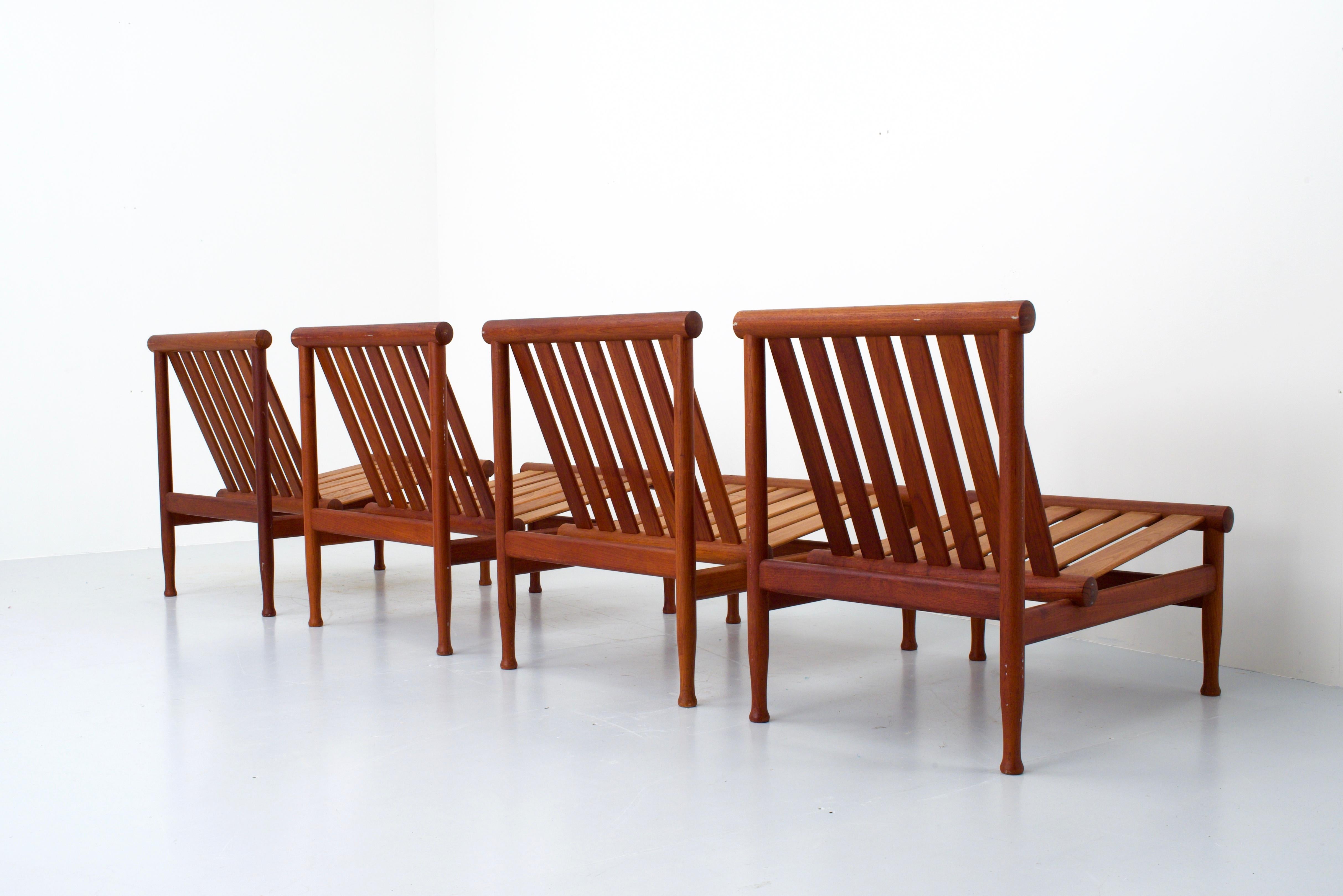 Tissu Ensemble de quatre chaises longues '501' de Kai Lyngfeld Larsen en teck, Danemark, années 1950 en vente