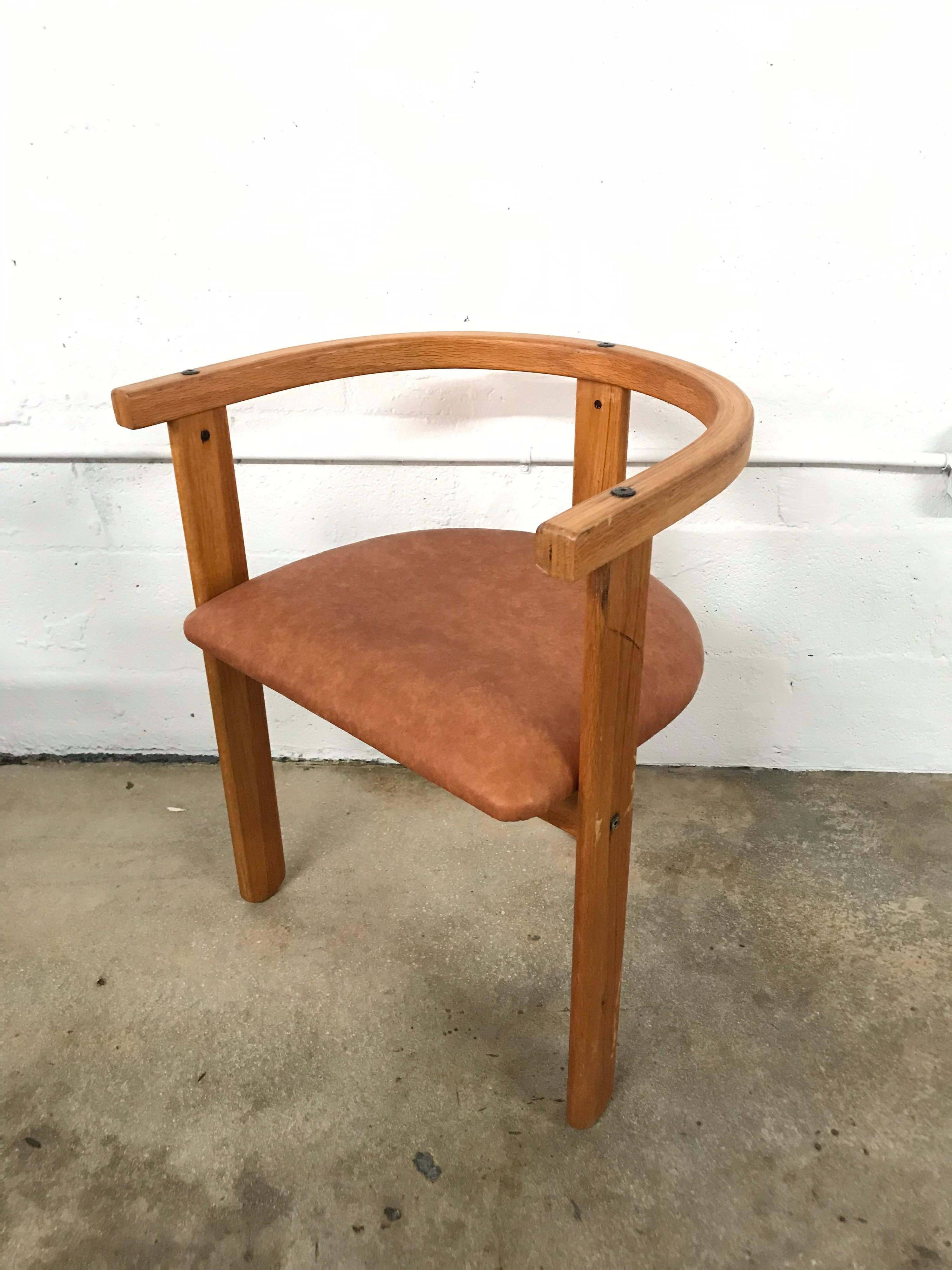 Set of Four Oak Dining Chairs, Style of Carlo Scarpa, circa 1968 In Good Condition In Miami, FL