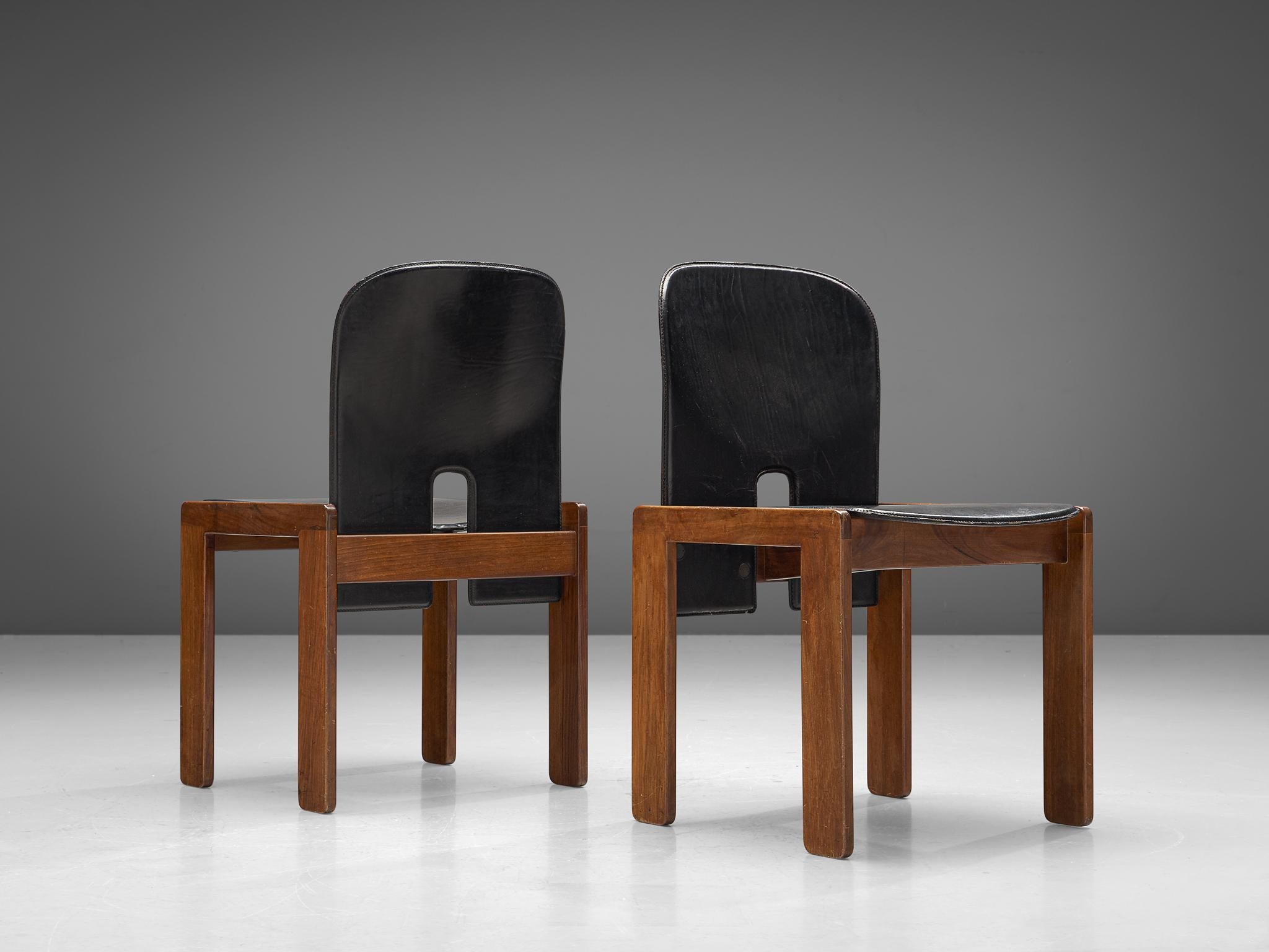 Set of Four Afra and Tobia Scarpa Chairs in Black Leather and Walnut In Good Condition In Waalwijk, NL