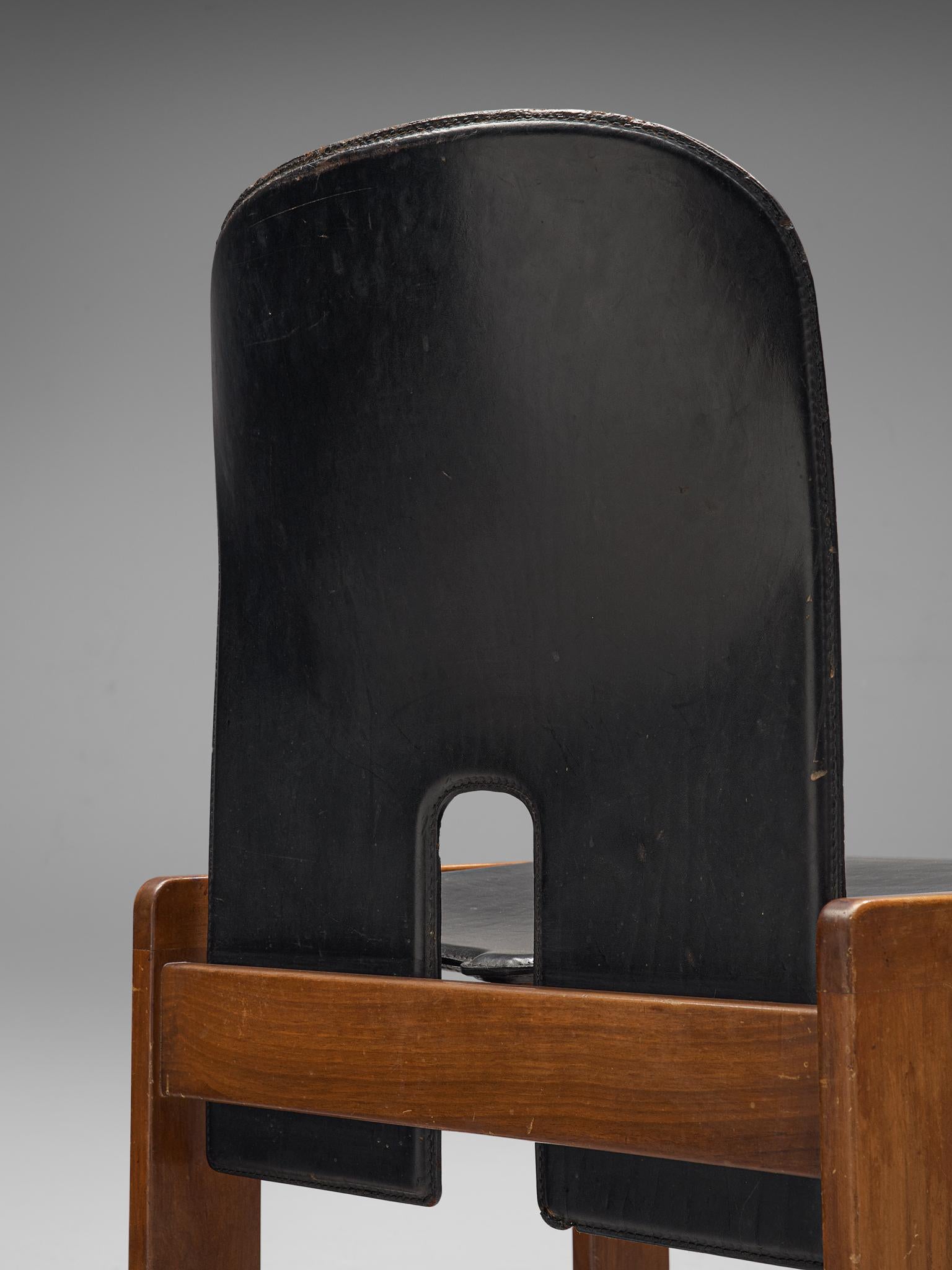 Mid-20th Century Set of Four Afra and Tobia Scarpa Chairs in Black Leather and Walnut