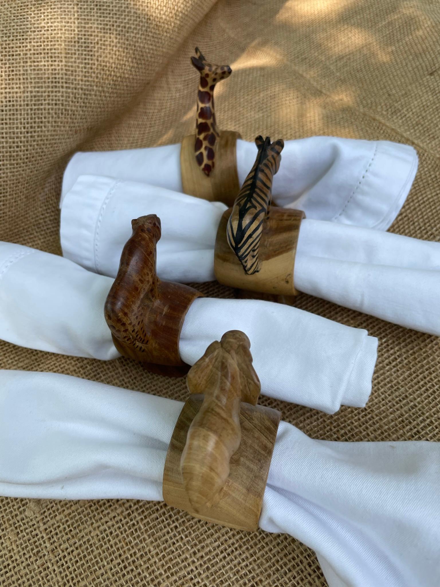 Set of Four African Safari Napkin Rings In Good Condition For Sale In New York, NY