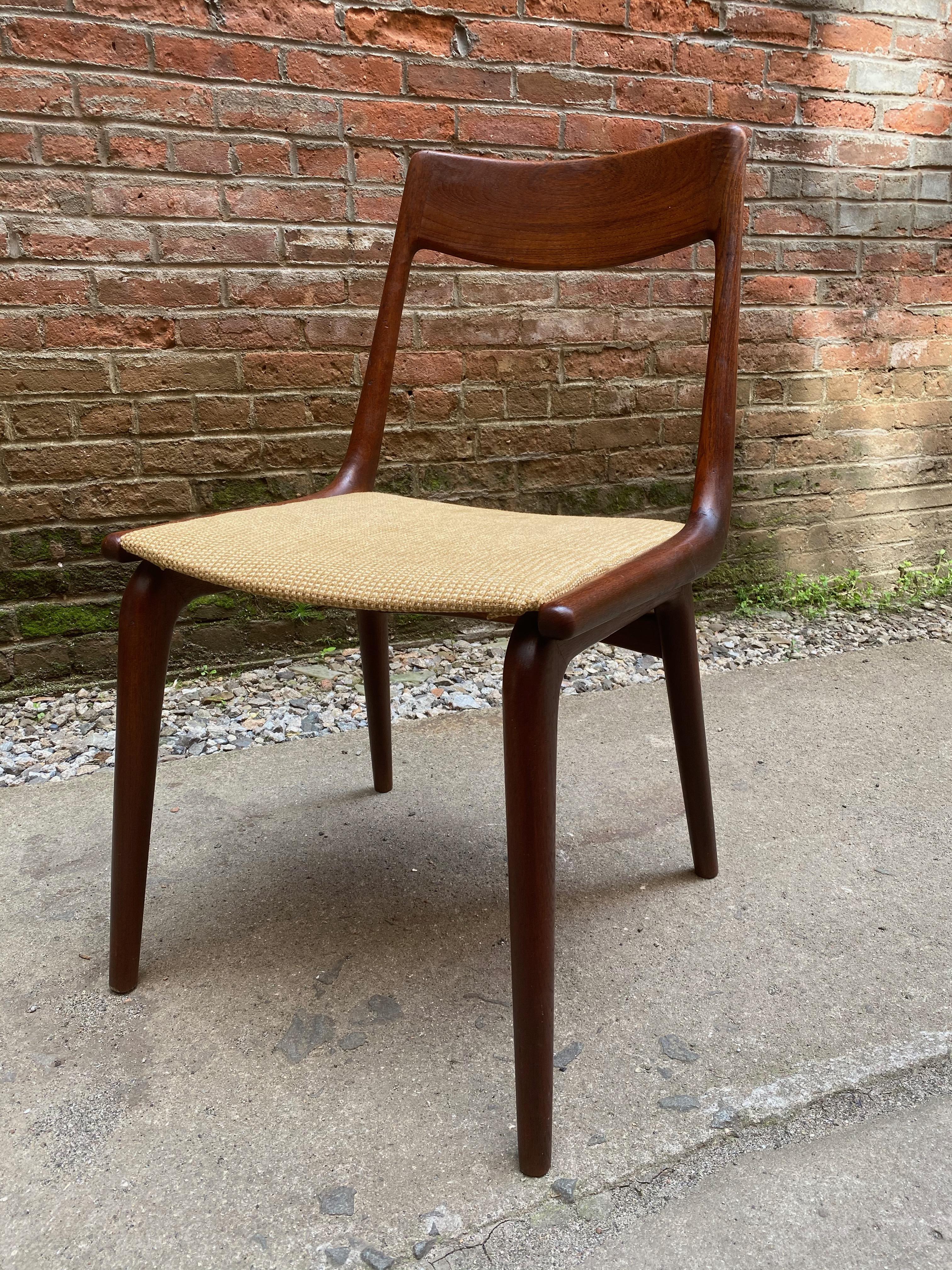 Mid-20th Century Set of Four Alfred Christensen Boomerang Teak Chairs