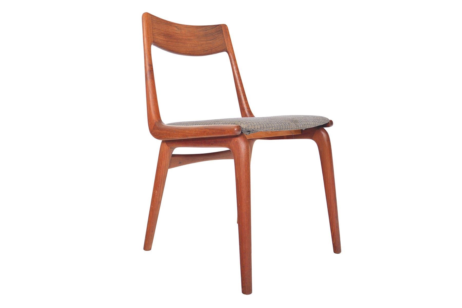 Set of Four Alfred Christensen Model 370 Boomerang Danish Modern Dining Chairs In Good Condition In Berkeley, CA