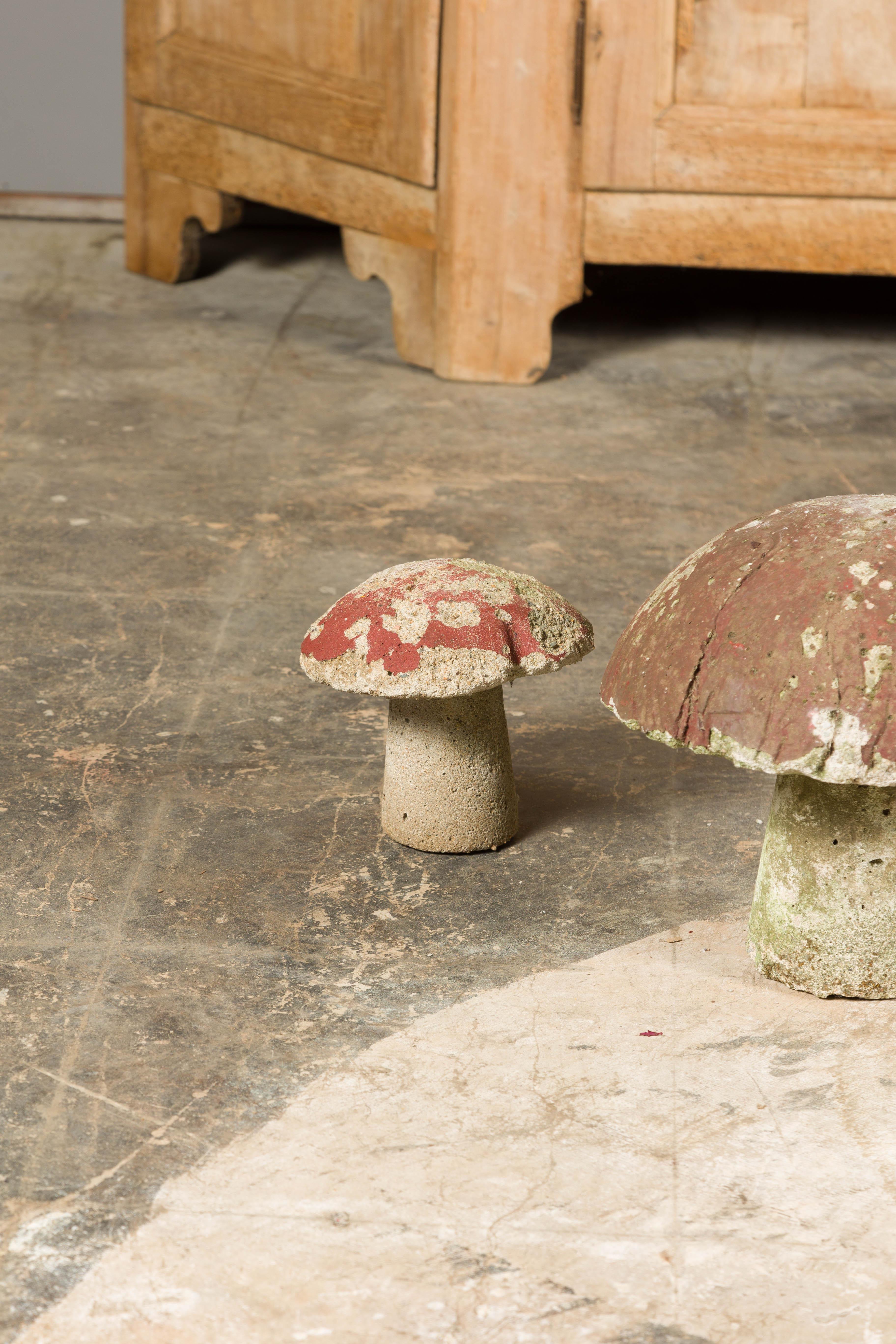 Set of Four American Midcentury Painted Concrete Mushroom Garden Ornaments For Sale 4