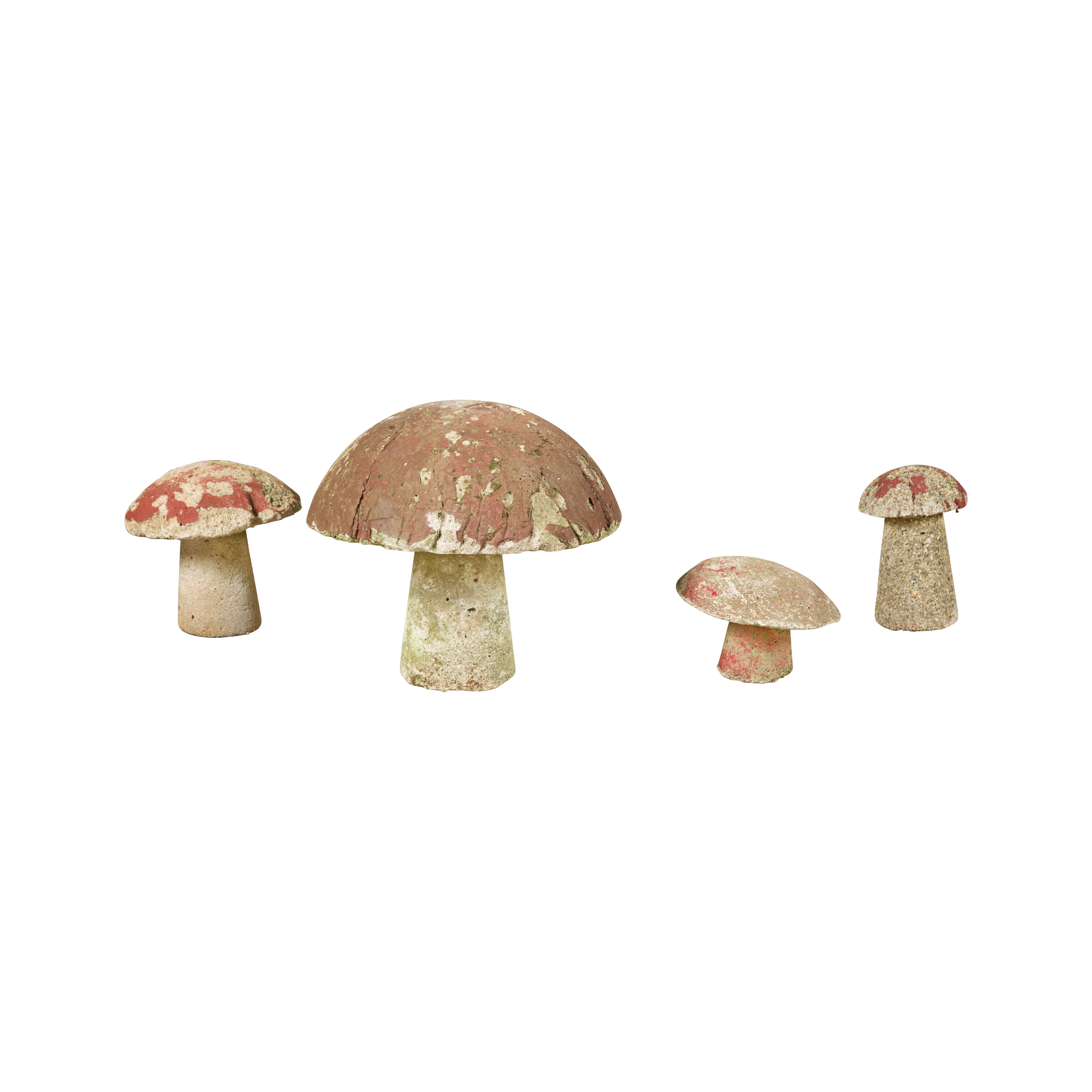 Set of Four American Midcentury Painted Concrete Mushroom Garden Ornaments For Sale 11