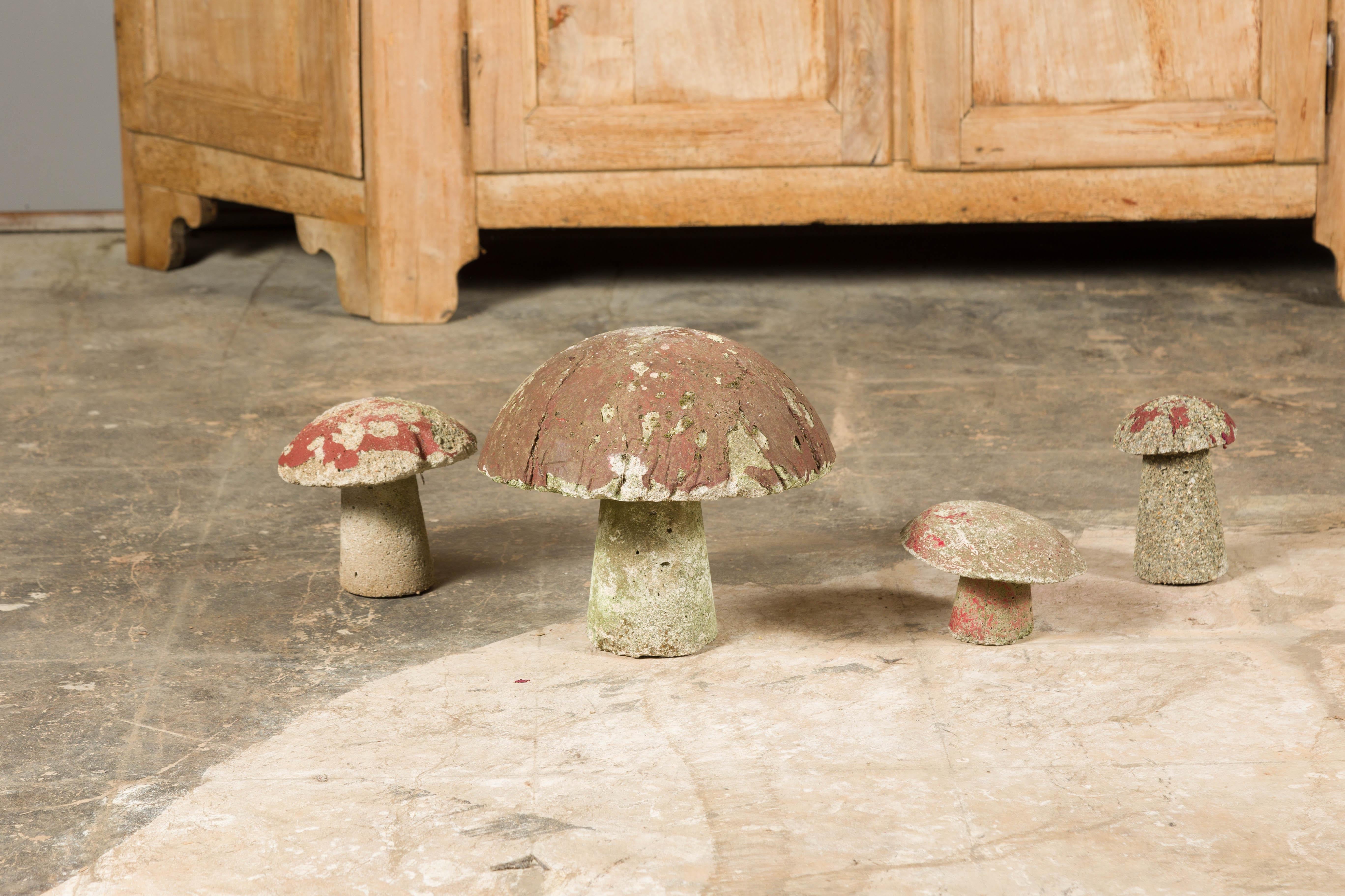 Set of Four American Midcentury Painted Concrete Mushroom Garden Ornaments In Good Condition For Sale In Atlanta, GA