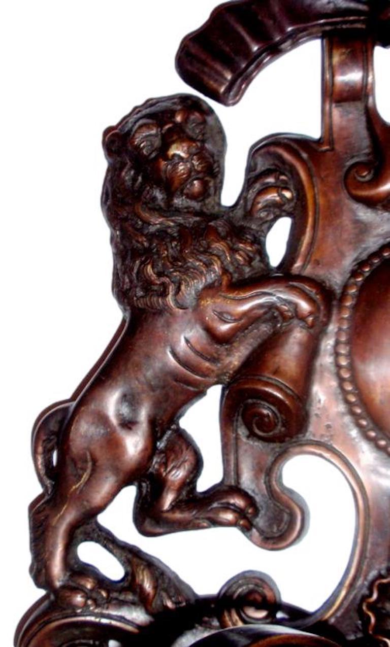 Inizio XX secolo Set di quattro lampade neoclassiche americane in bronzo, vendute a coppia in vendita