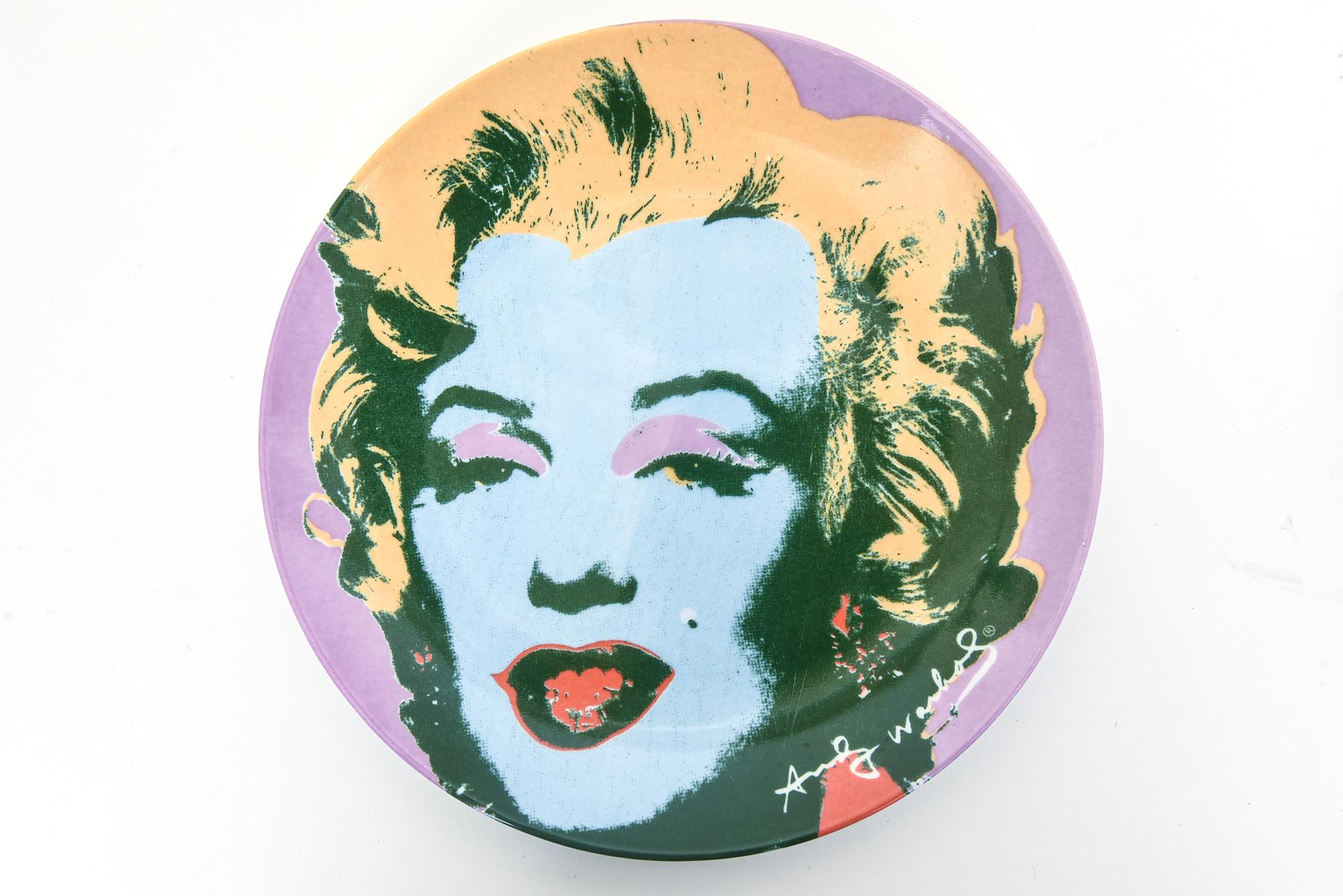 Ensemble de quatre assiettes en porcelaine osseuse Andy Warhol Marilyn Monroe By Block China Bon état - En vente à North Miami, FL