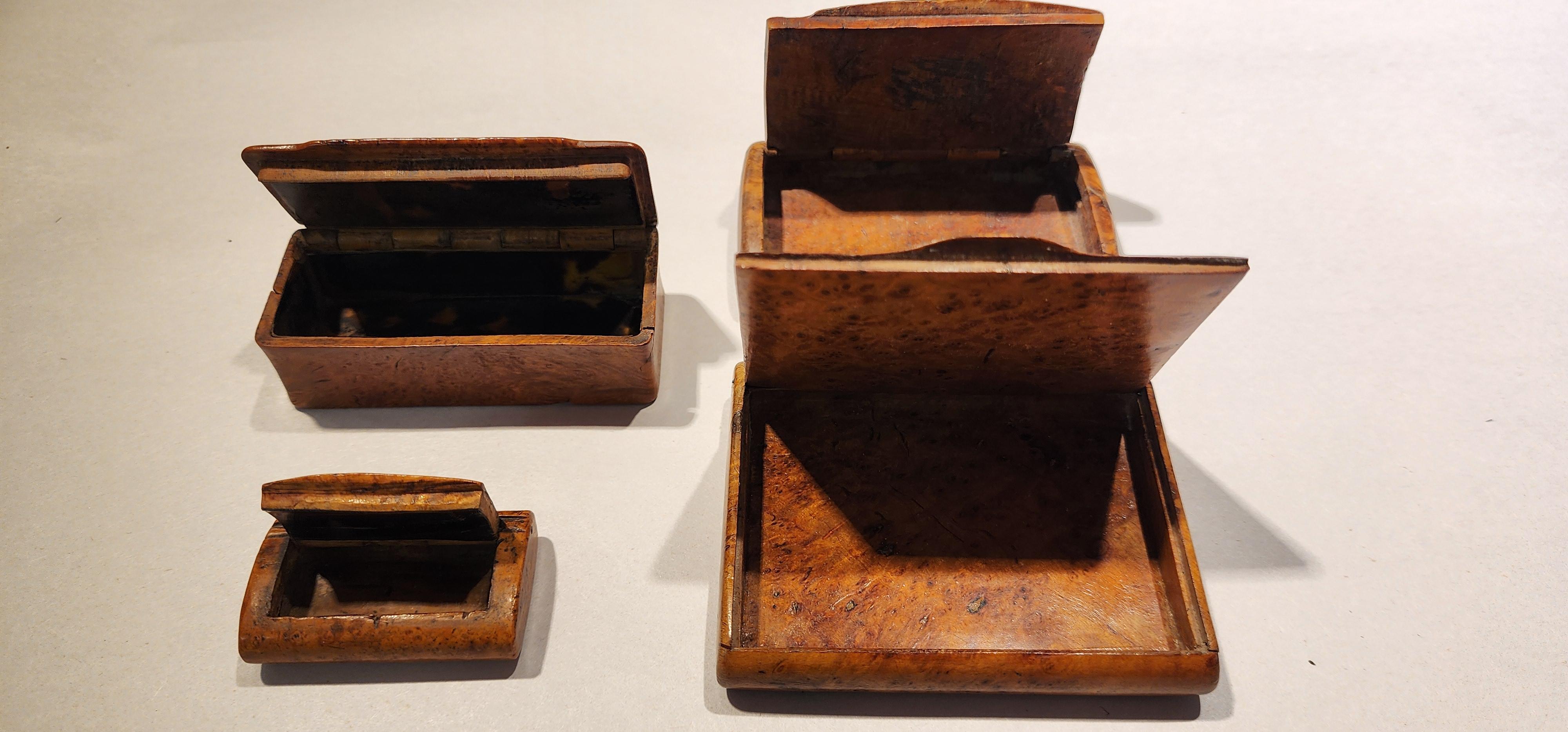 Juego de cuatro cajas antiguas buriladas 7