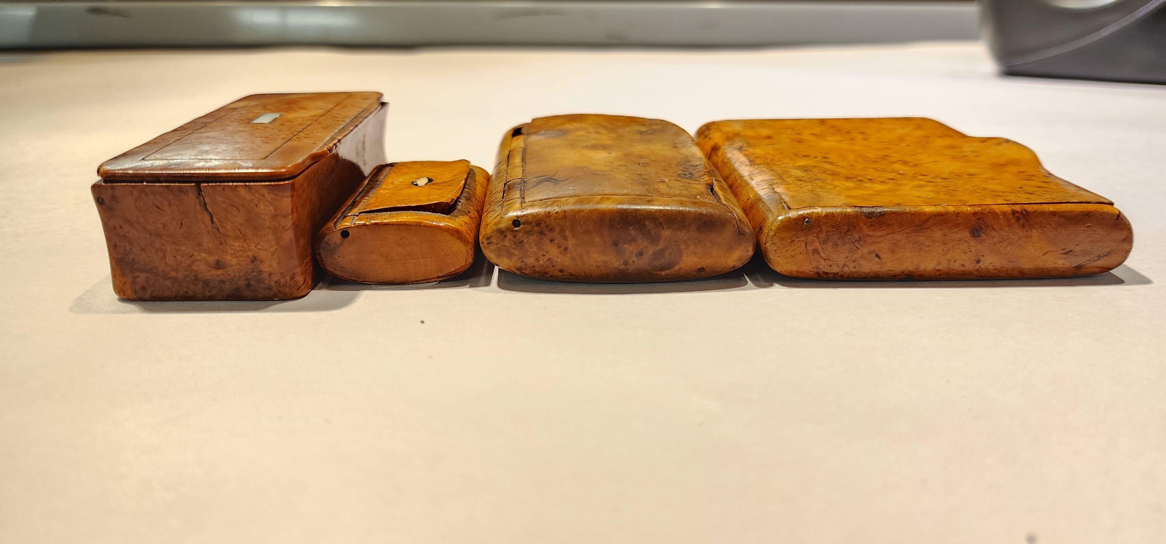 Juego de cuatro cajas antiguas buriladas 10