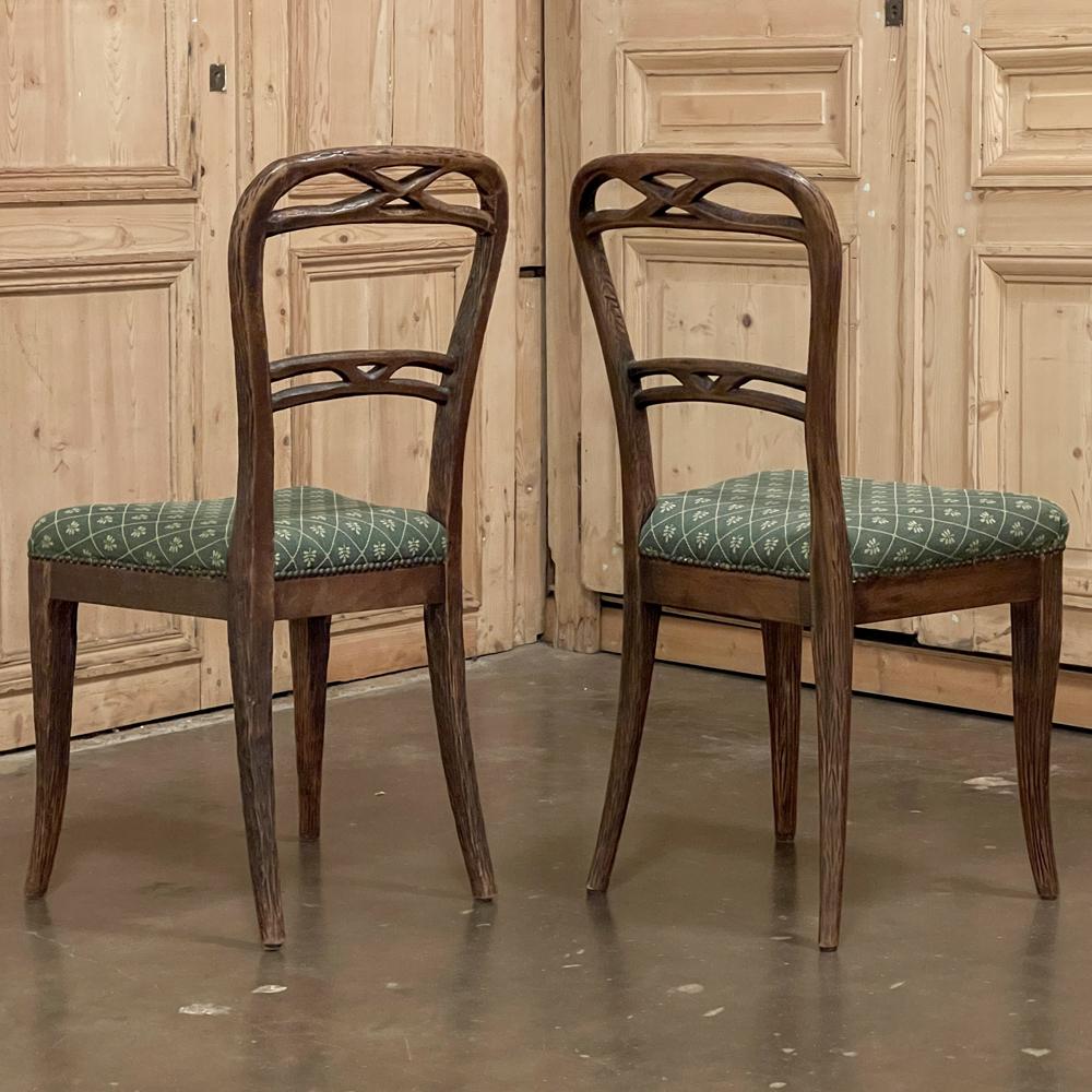 Ensemble de quatre chaises anciennes par Horrix en vente 4