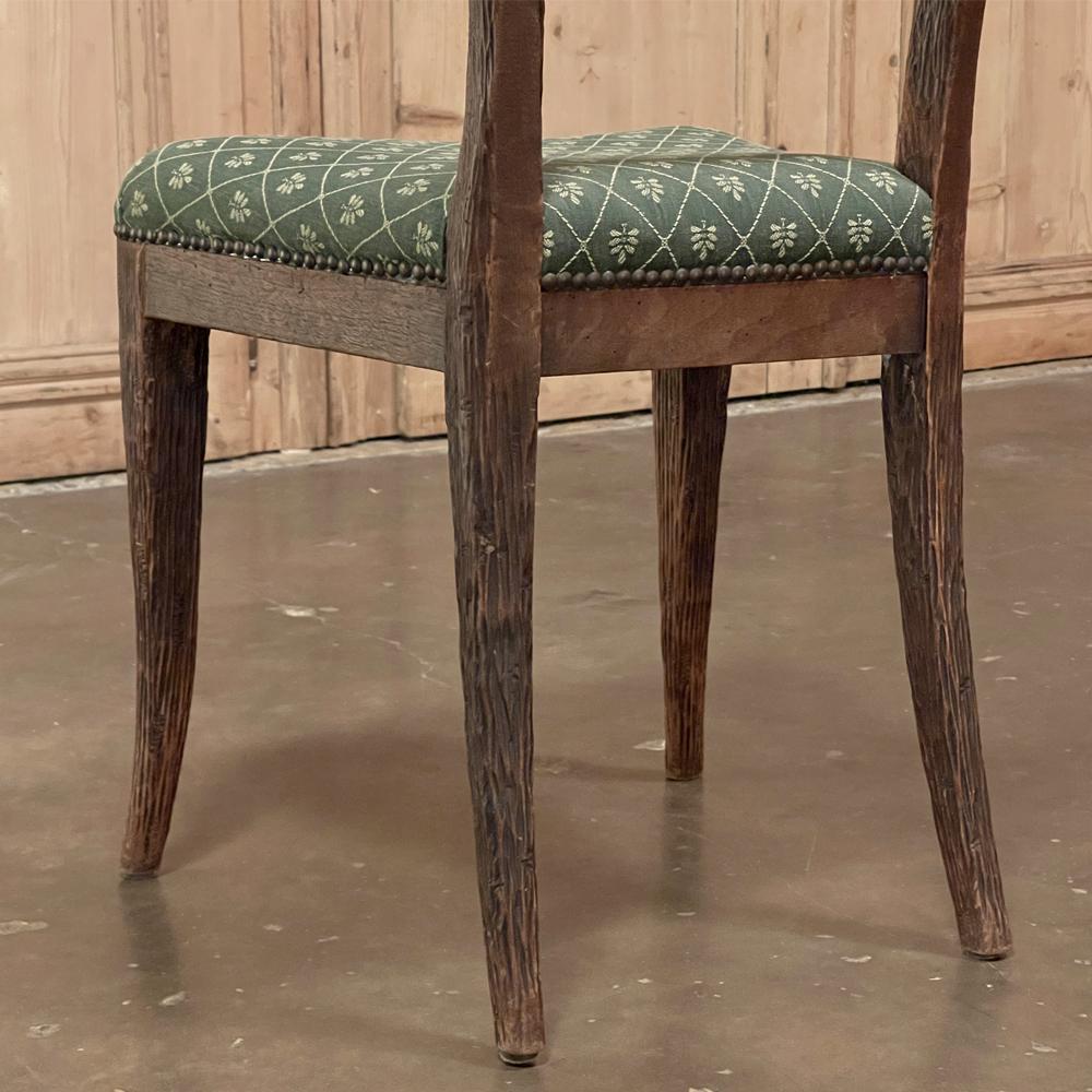 Ensemble de quatre chaises anciennes par Horrix en vente 9