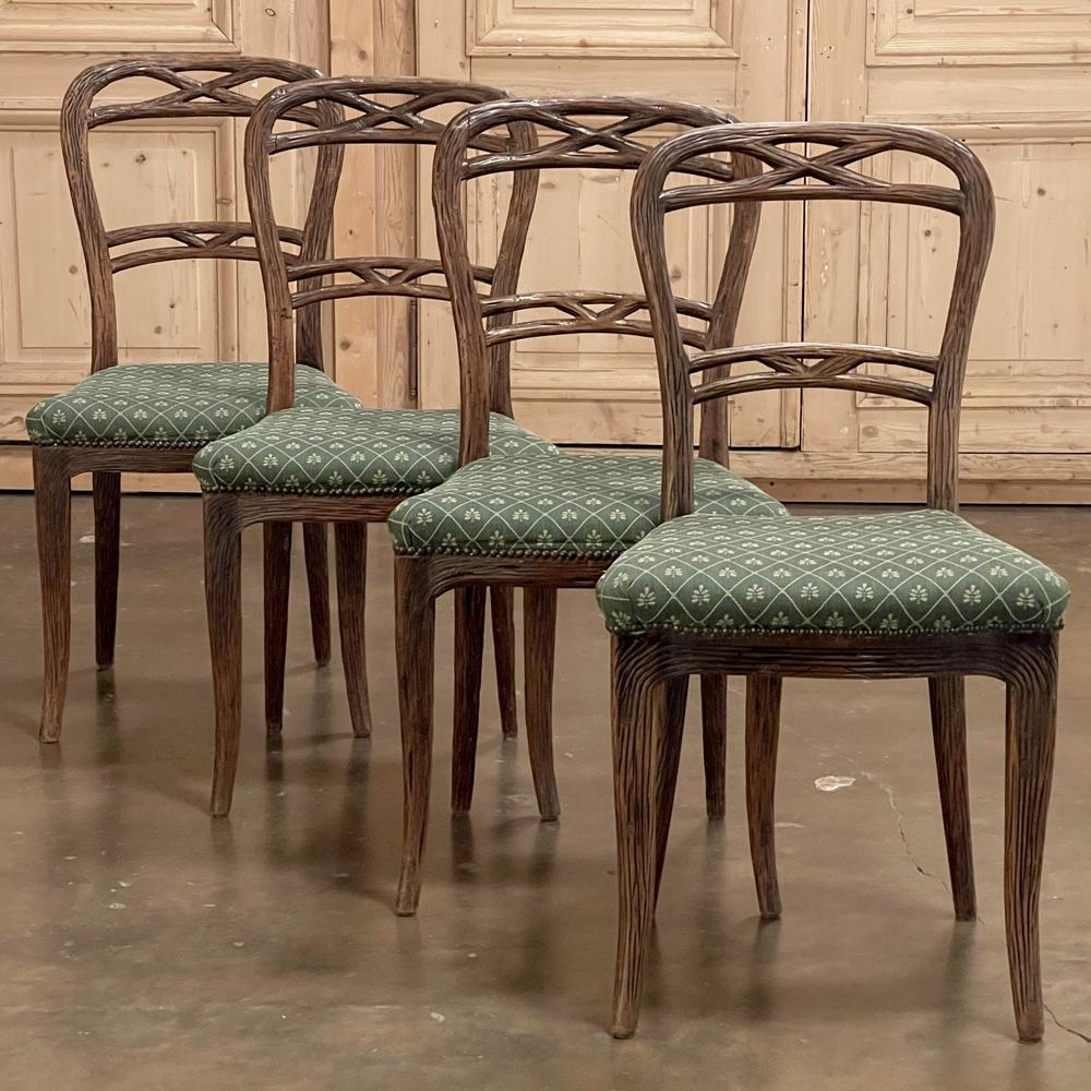 Hand-Carved Set of Four Antique Chairs by Horrix For Sale