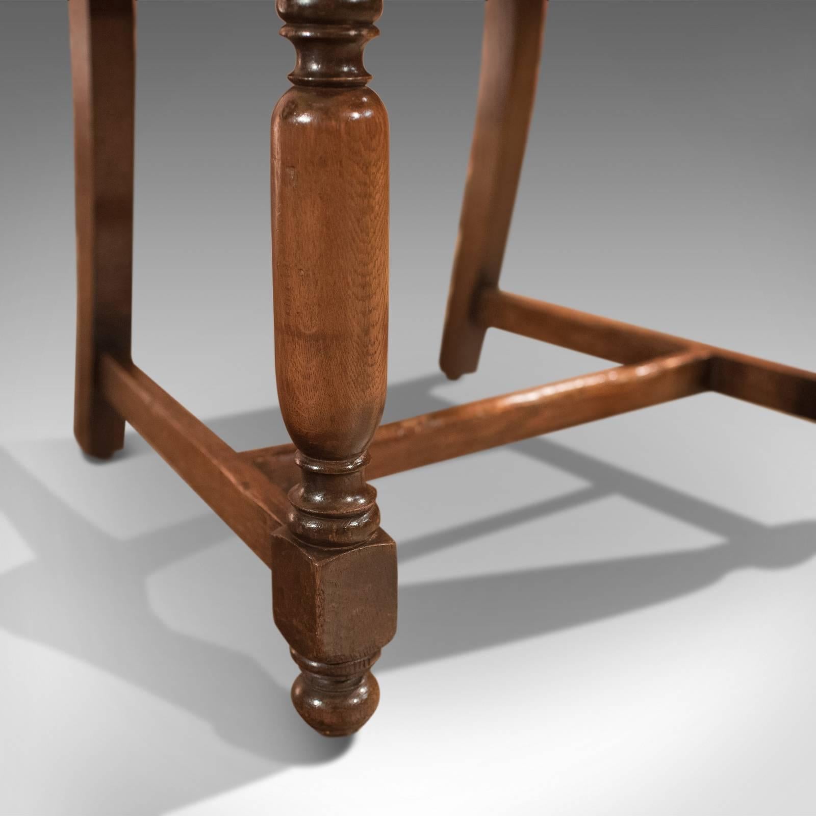 Set of Four Antique Dining Chairs, Edwardian Oak and Leather, circa 1910 4