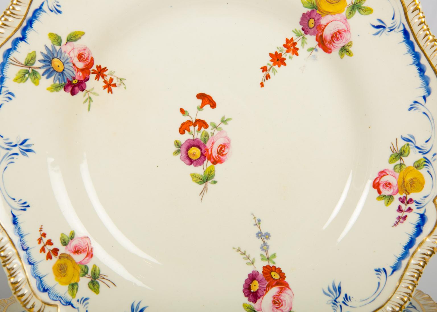 We are pleased to offer this set of four antique dinner plates made by Coalport n England circa 1820. We also have a set of four matching large soup bowls in the same pattern. See 1st Dibs Ref. # LU866511782251. The style of these plates shows a
