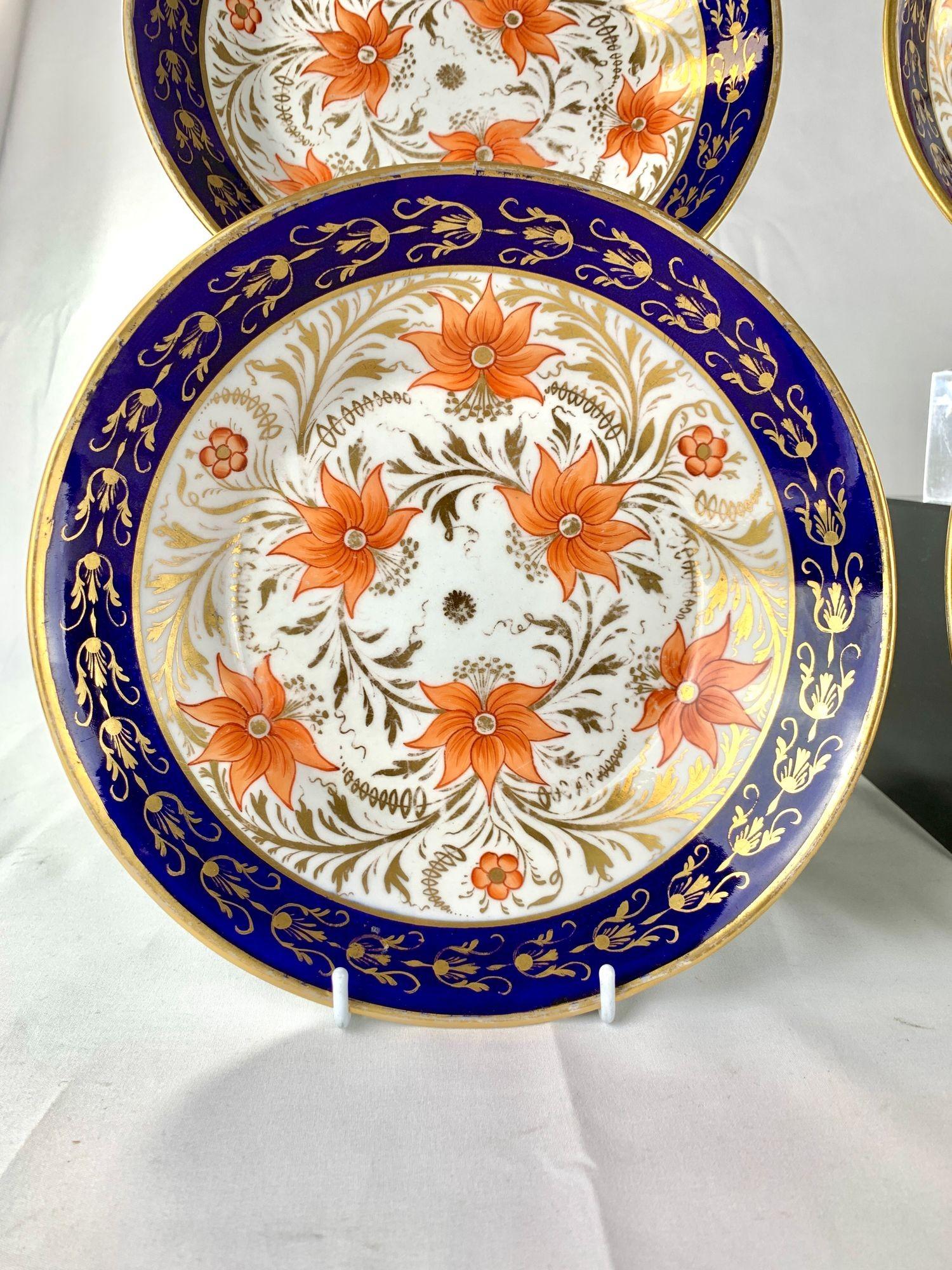 Satz von vier antiken englischen Porzellanschalen im Imari-Stil von Coalport Ca. 1825 (Handbemalt) im Angebot