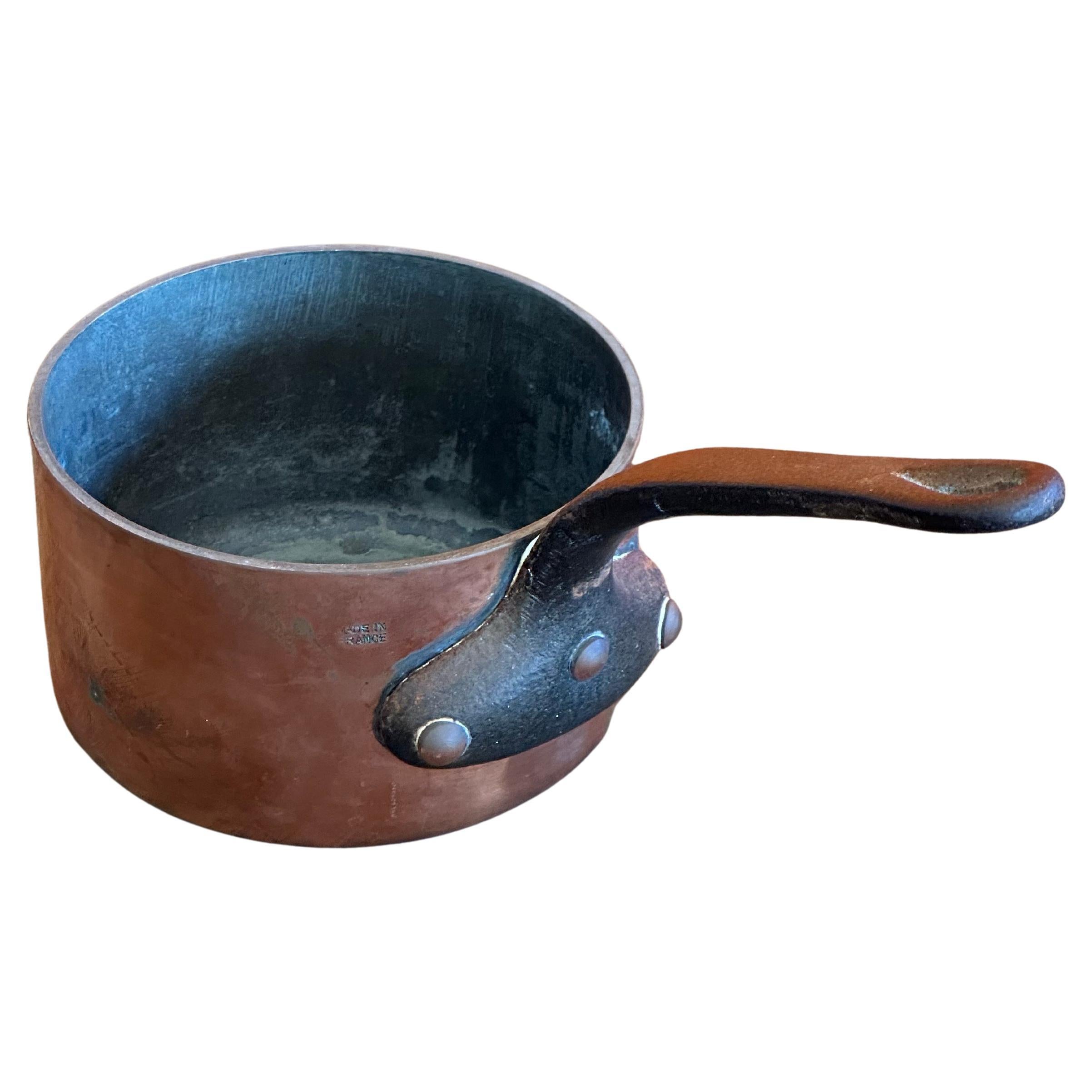 Juego de cuatro ollas de cobre Antique French con tapa y acero forjado remachado Hecho a mano en venta