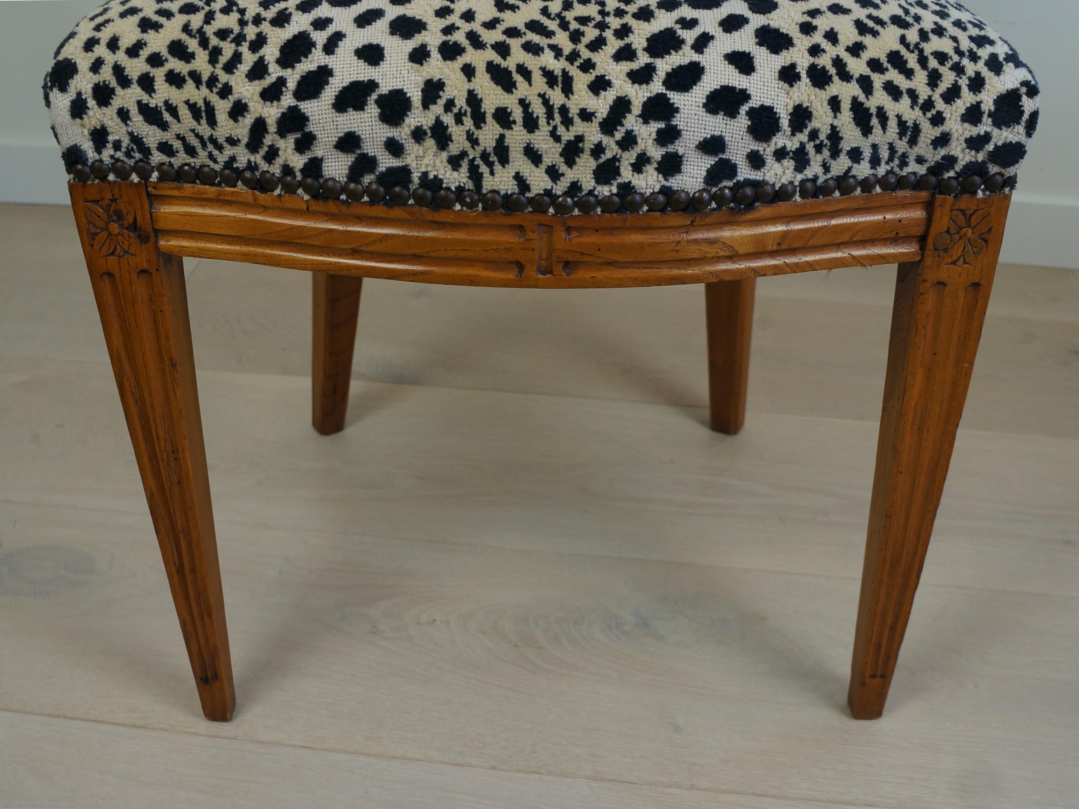 Set di quattro sedie antiche Luigi XVI - CIRCA 1790, olmo, grazia neoclassica! in vendita 6