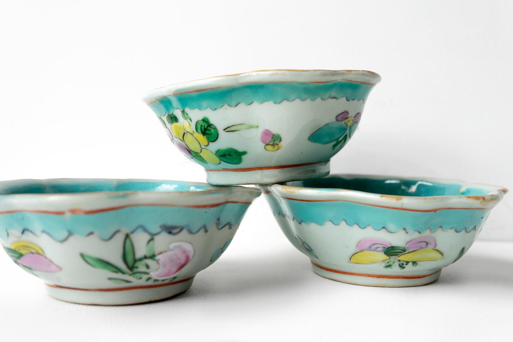Glazed Set Of Four Antique Qing Dynasty Turquoise Glaze Chinese Porcelain  For Sale