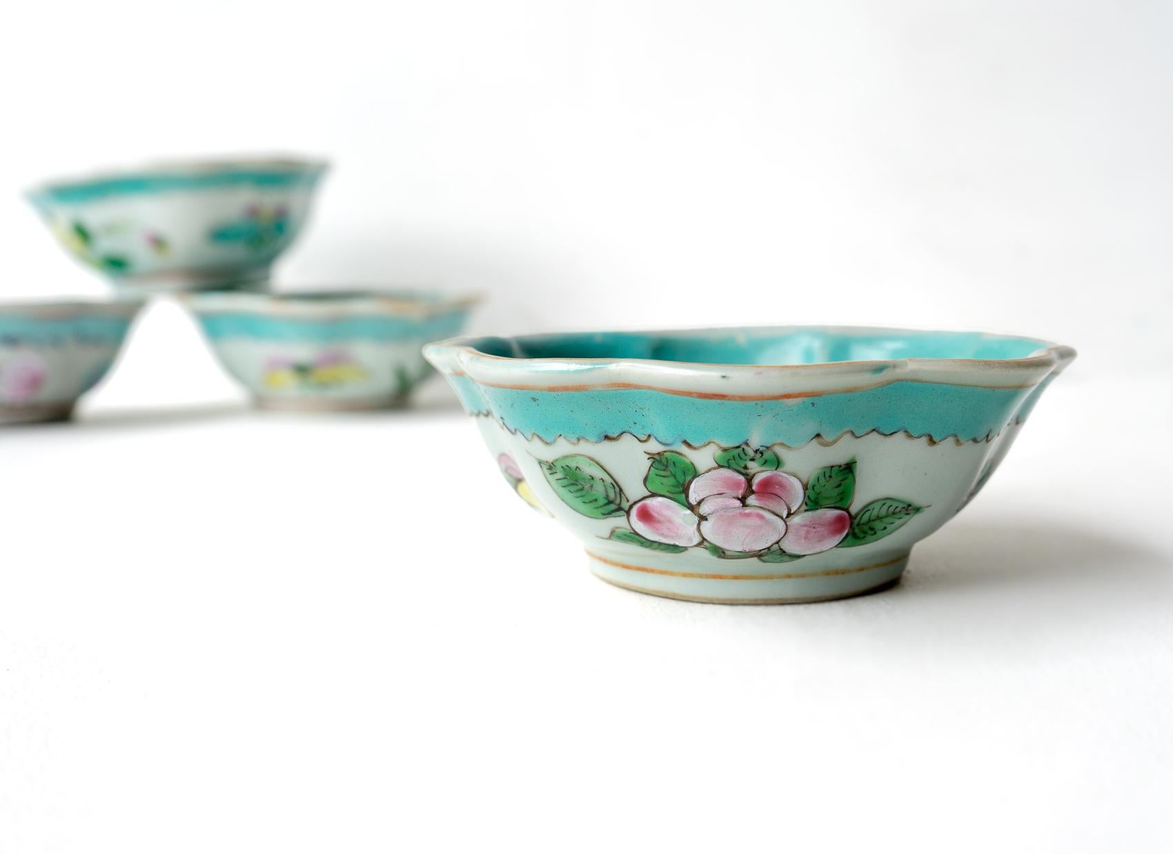 Ceramic Set Of Four Antique Qing Dynasty Turquoise Glaze Chinese Porcelain  For Sale