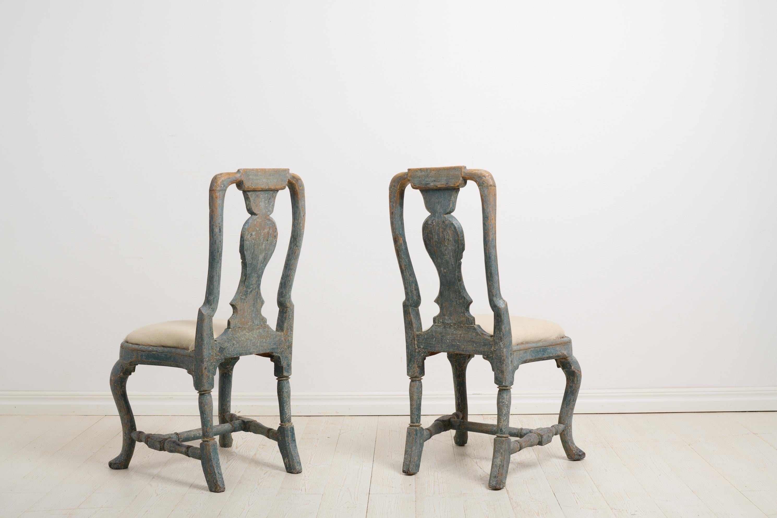 Set of Four Antique Swedish Late-Baroque Chairs with Original Paint and Patina For Sale 2