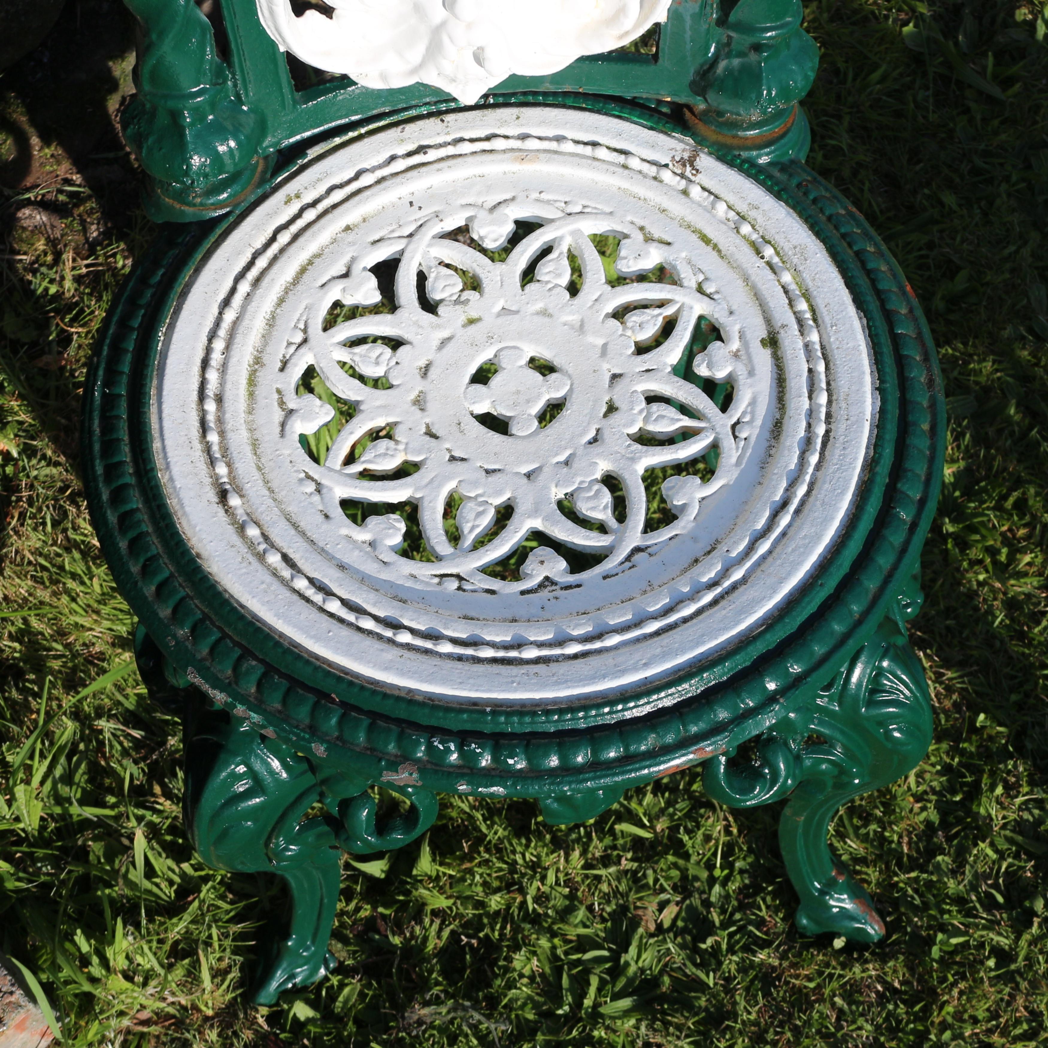 Set of four Antique Victorian Cast Iron Garden or Conservatory Chairs For Sale 10