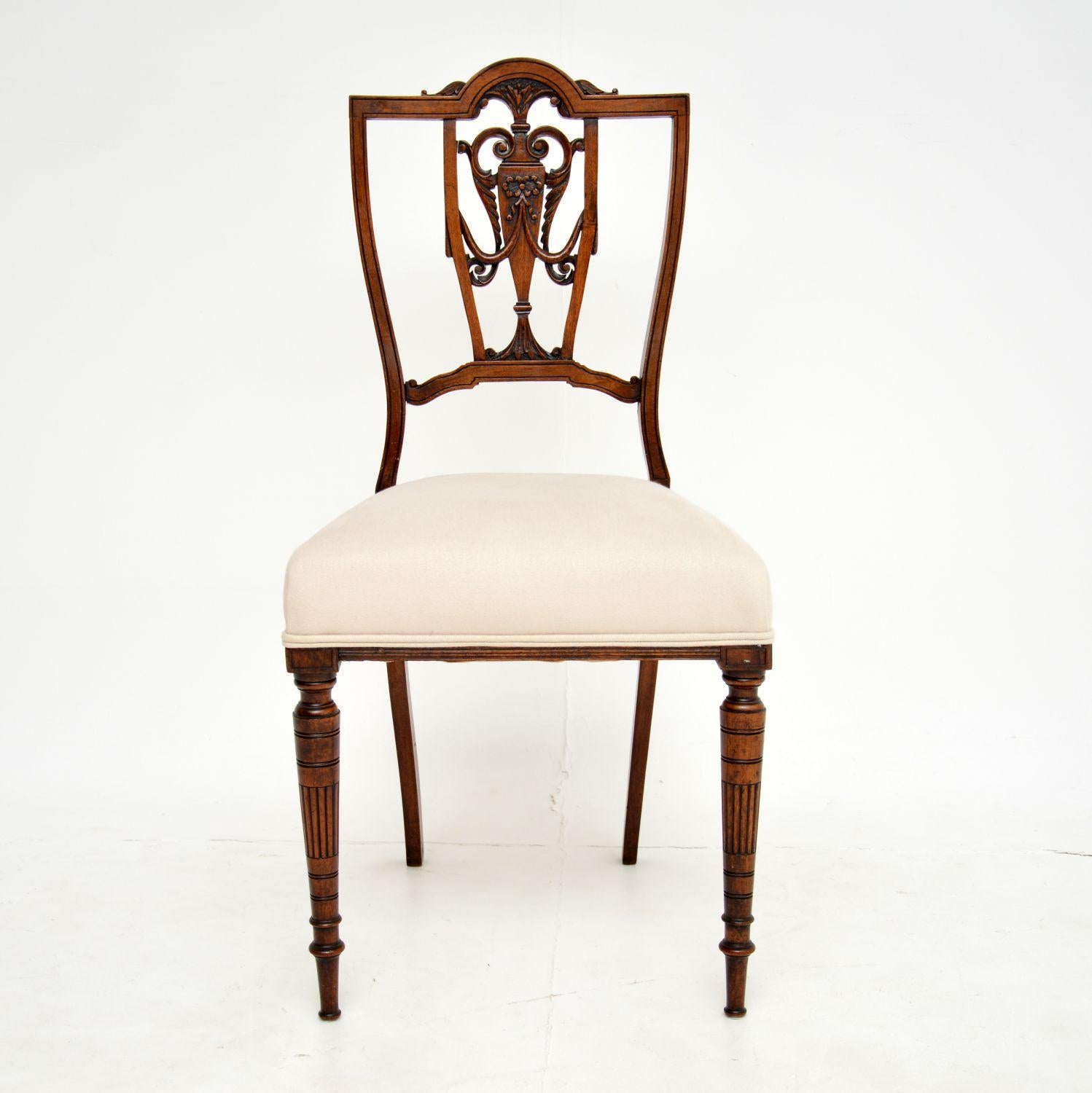 Set of Four Antique Victorian Dining Chairs In Good Condition In London, GB