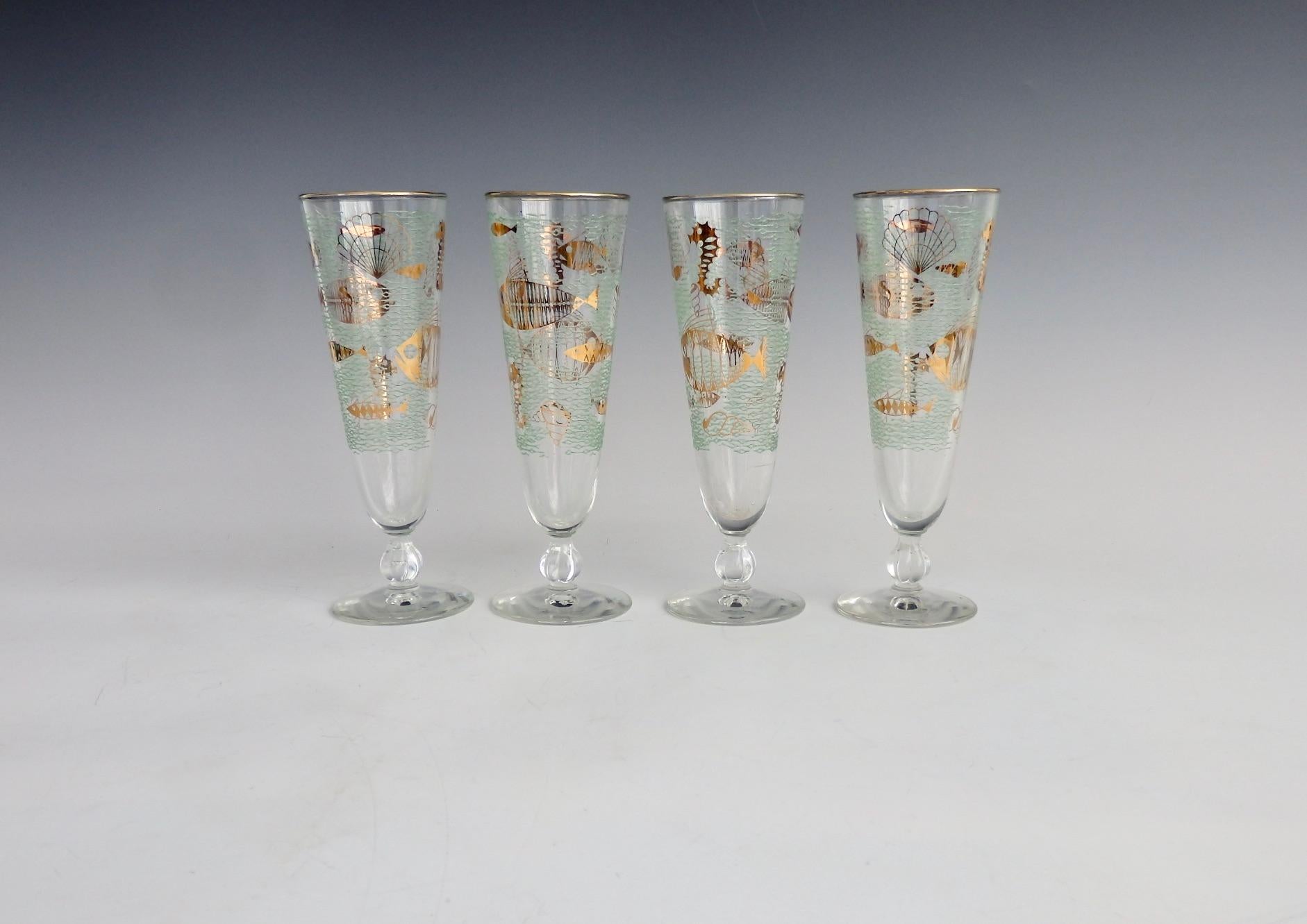 20th Century Set of Four Aquatic Theme Fish and Seahorse Aqua Gold Pilsner Glasses For Sale