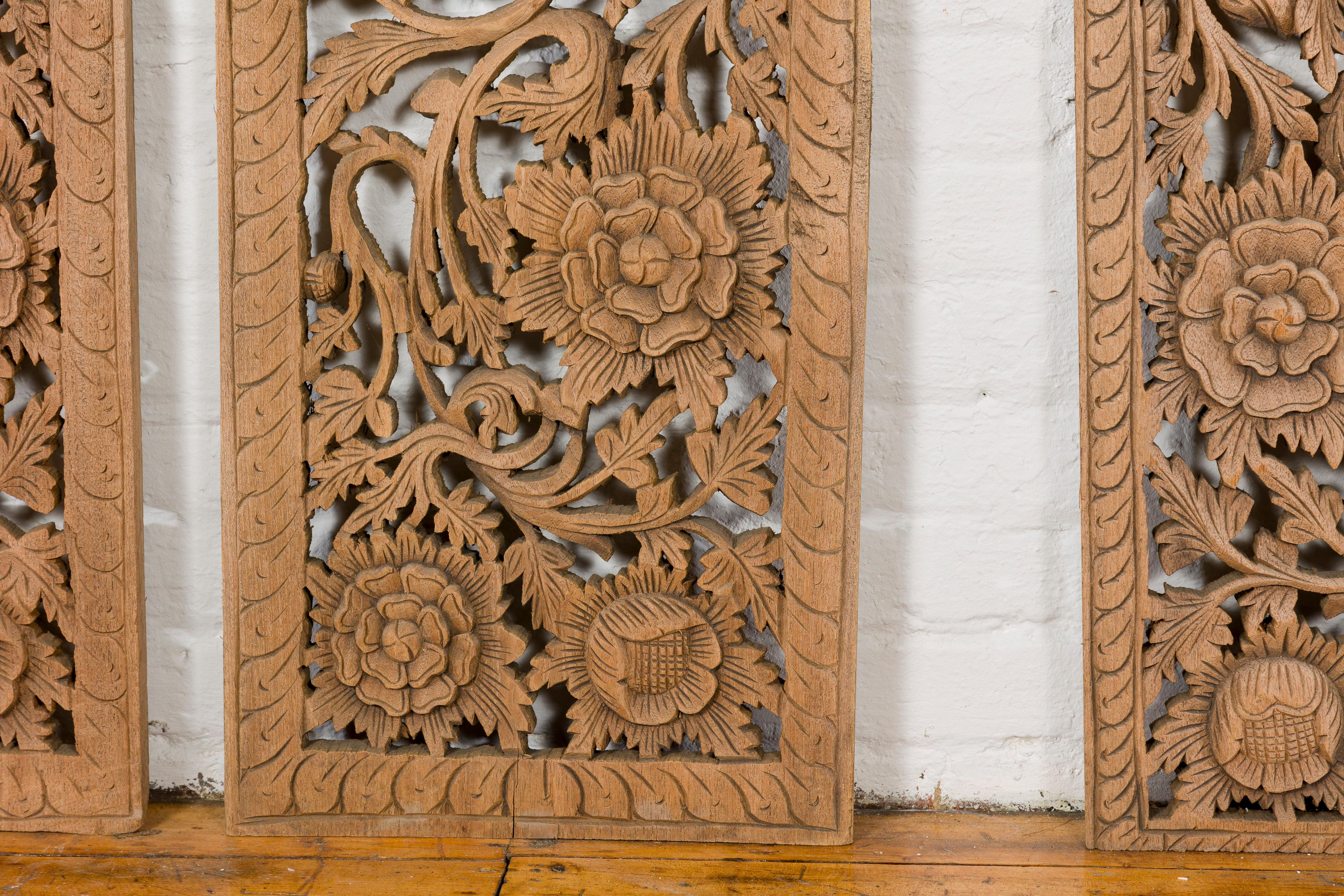 Set of Four Architectural Panels with Hand-Carved Scrollwork and Floral Motifs For Sale 7