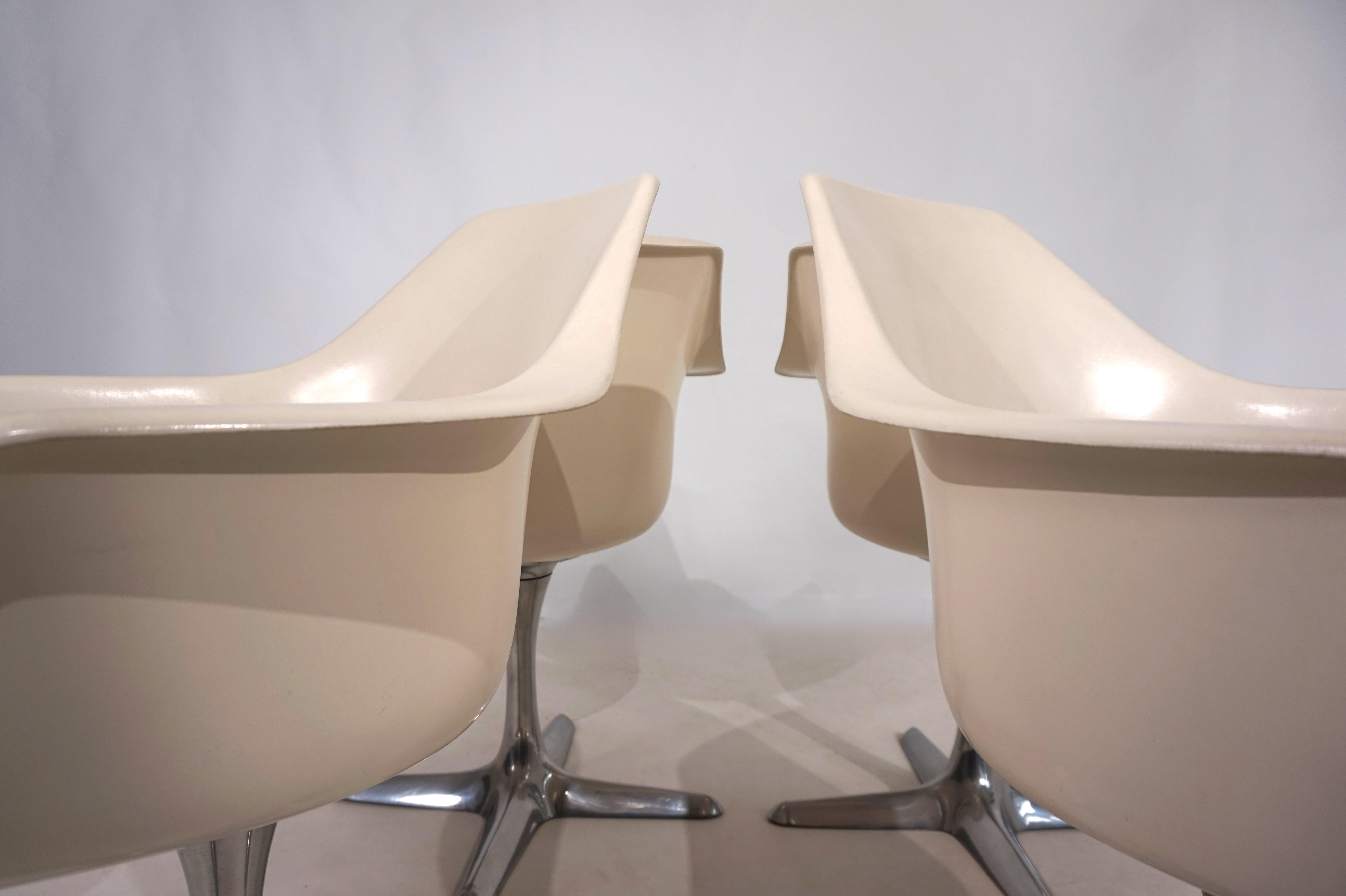 Britannique Set of four Arkana 116 dining chairs by Maurice Burke, 1960 en vente