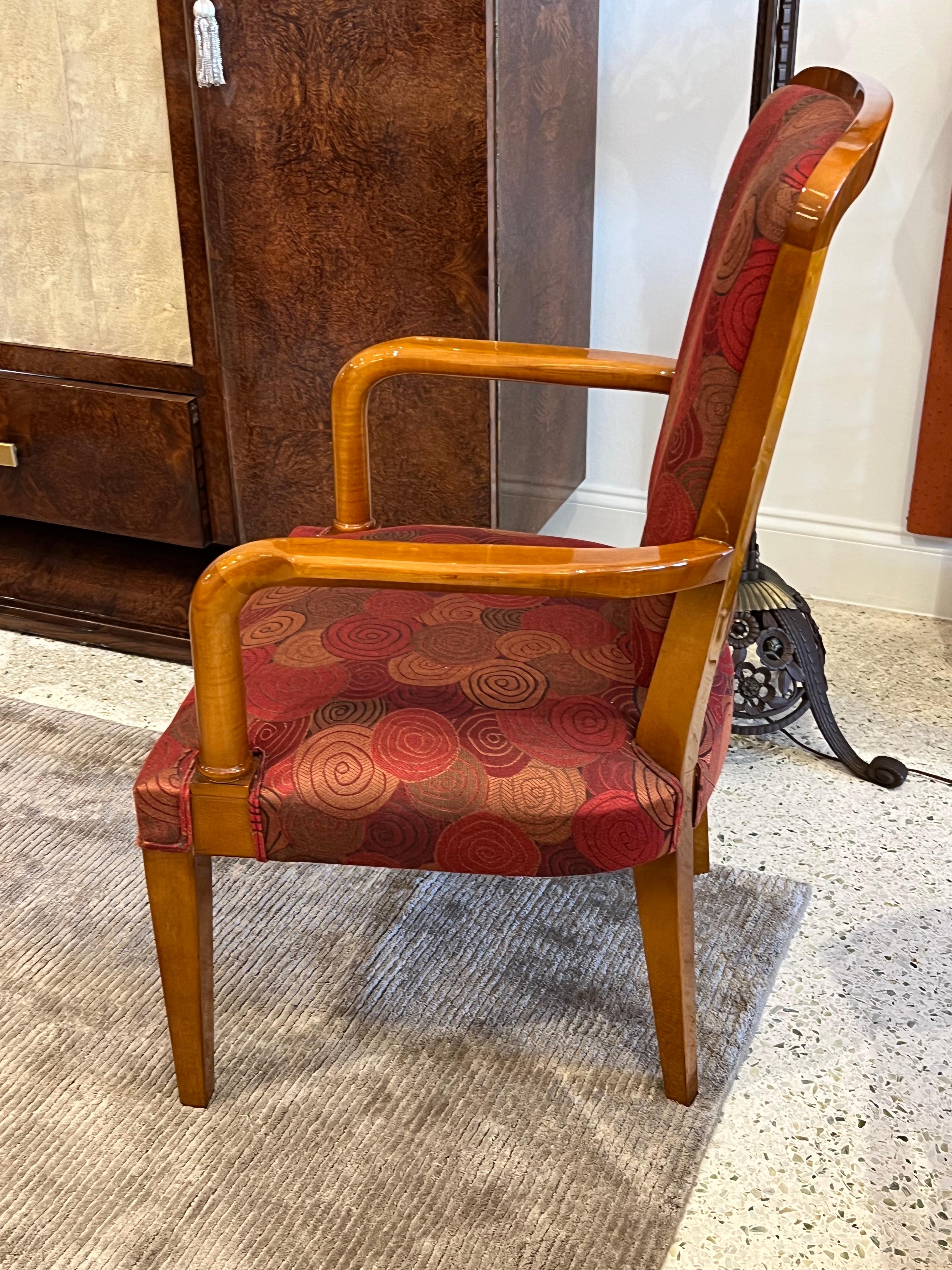 Art déco Mid-Century Ensemble de quatre fauteuils par André Arbus. en vente