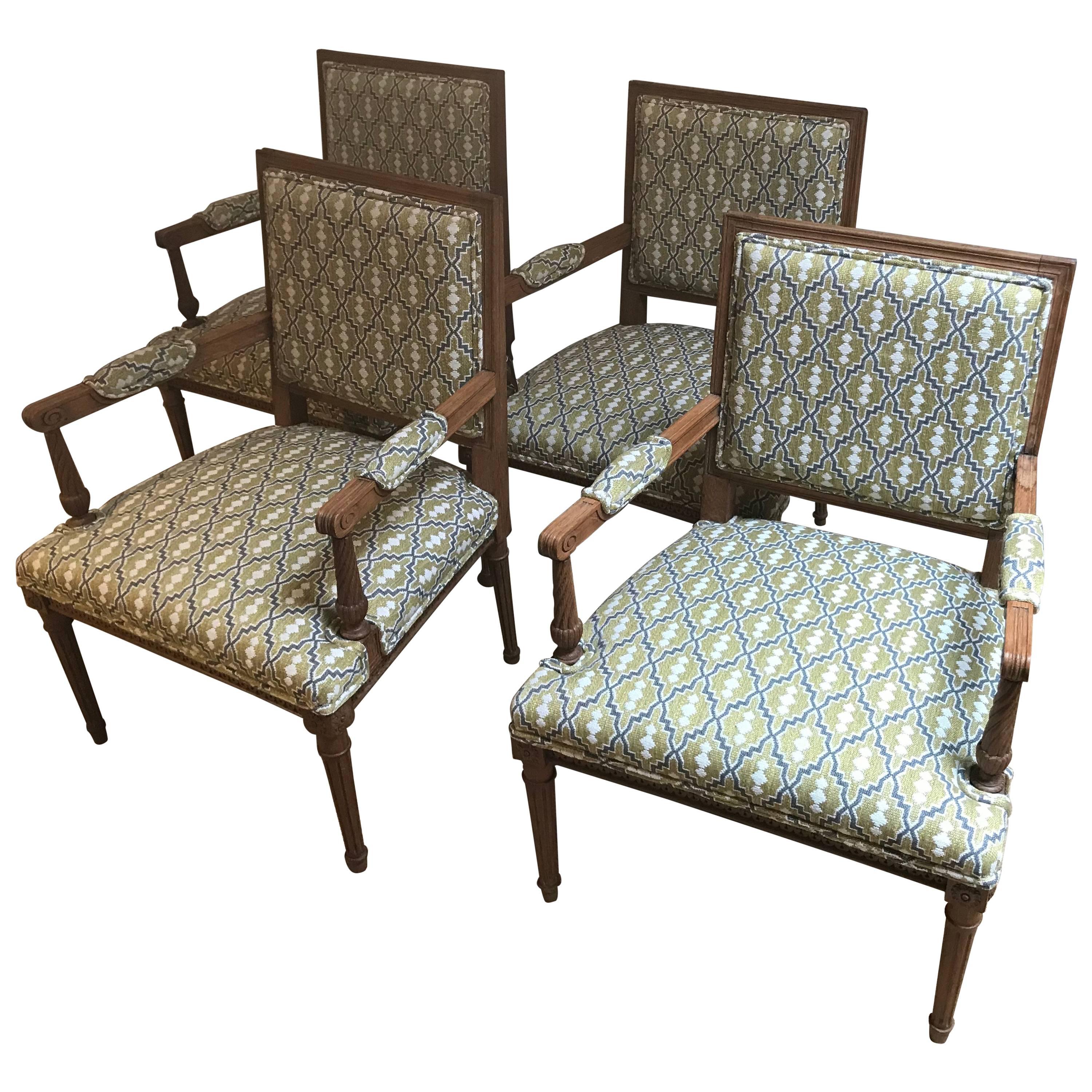 Nice set of four bleached oak chairs from France, 20th century.
New upholstery and fully restored
Fabrics by Gaston Y Daniella-Spain.