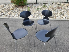 Set of Four Arne Jacobsen Ant Chairs, Black Lacquered Wood, 1976