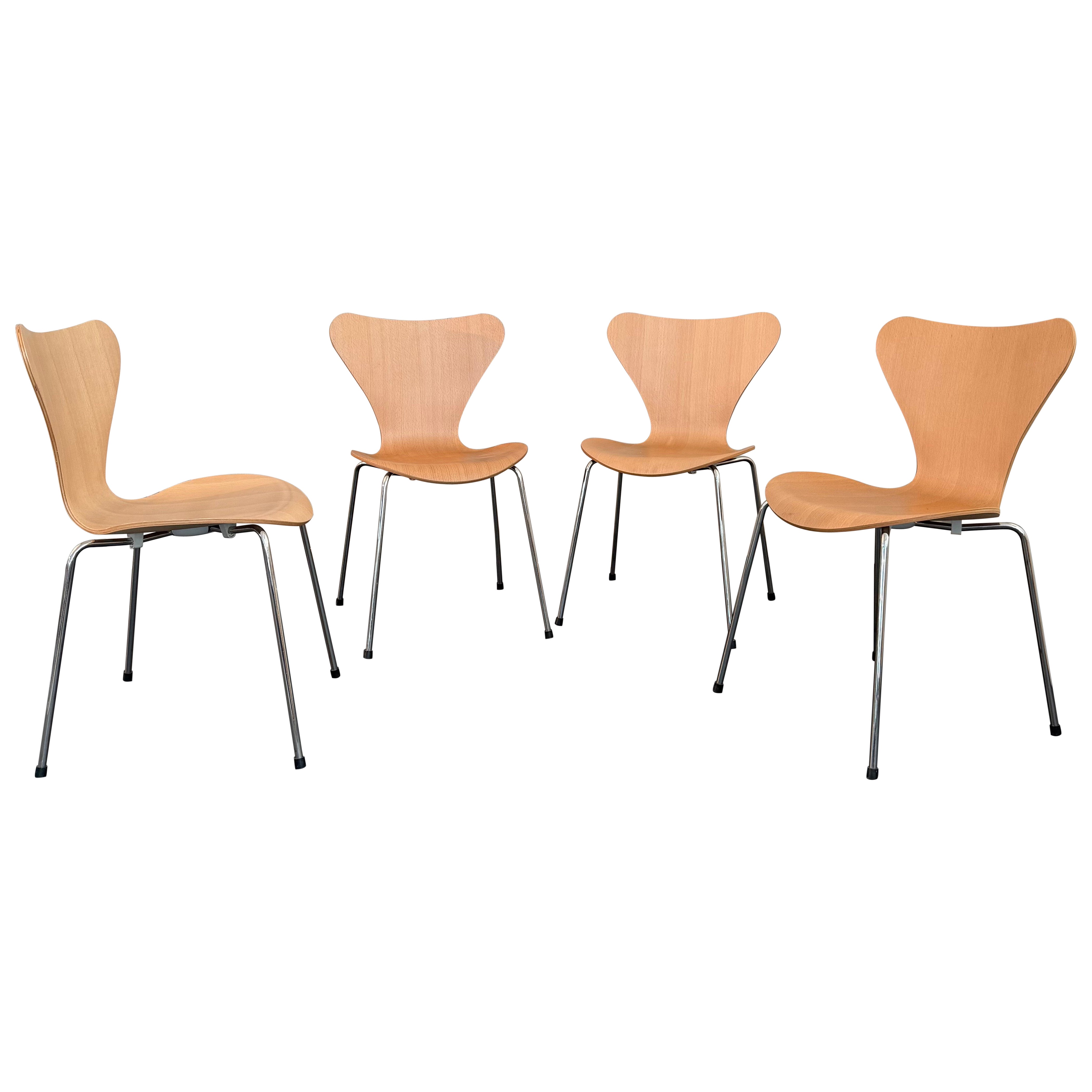 Set di quattro sedie Arne Jacobsen Serie 7 in Beeche per Fritz Hansen Model No. 3107