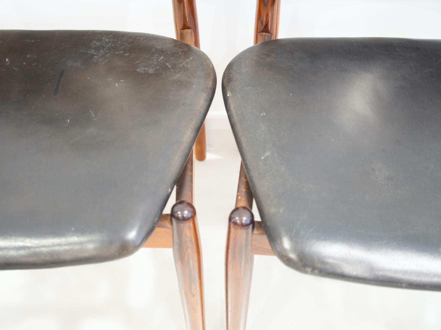 Set of Four Arne Vodder Hardwood and Black Leather Chairs 1