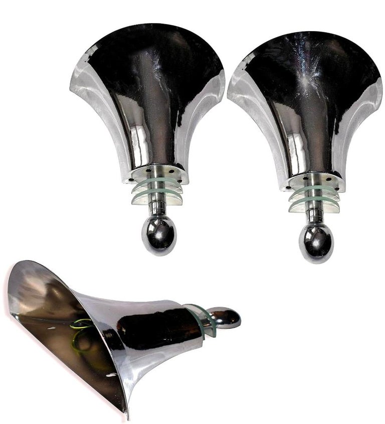 Set of Four Art Deco Chrome & Glass Trumpet Sconce Wall Lights For Sale 7