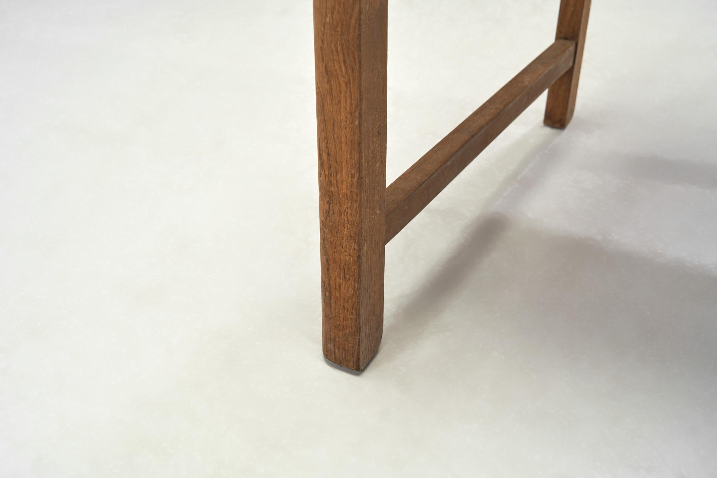 Set di quattro sedie da pranzo Art Déco, Europa, inizio XX secolo in vendita 10