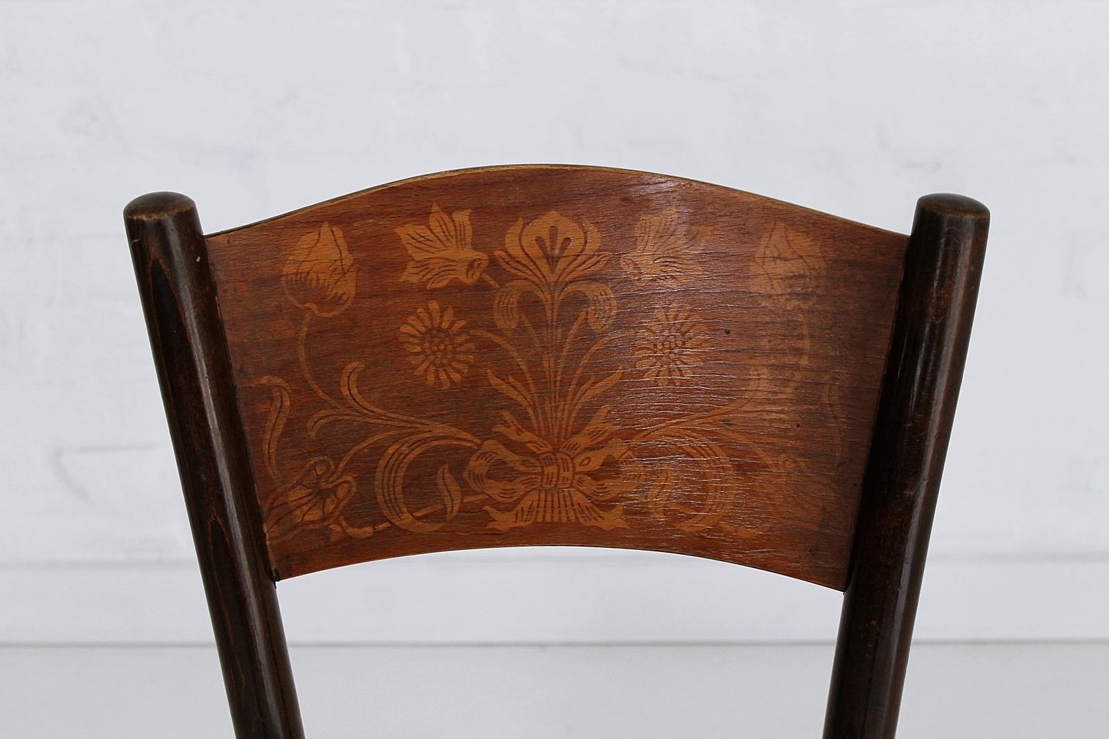 Set of Four Art Nouveau Bentwood Chairs by Thonet Mundus 2