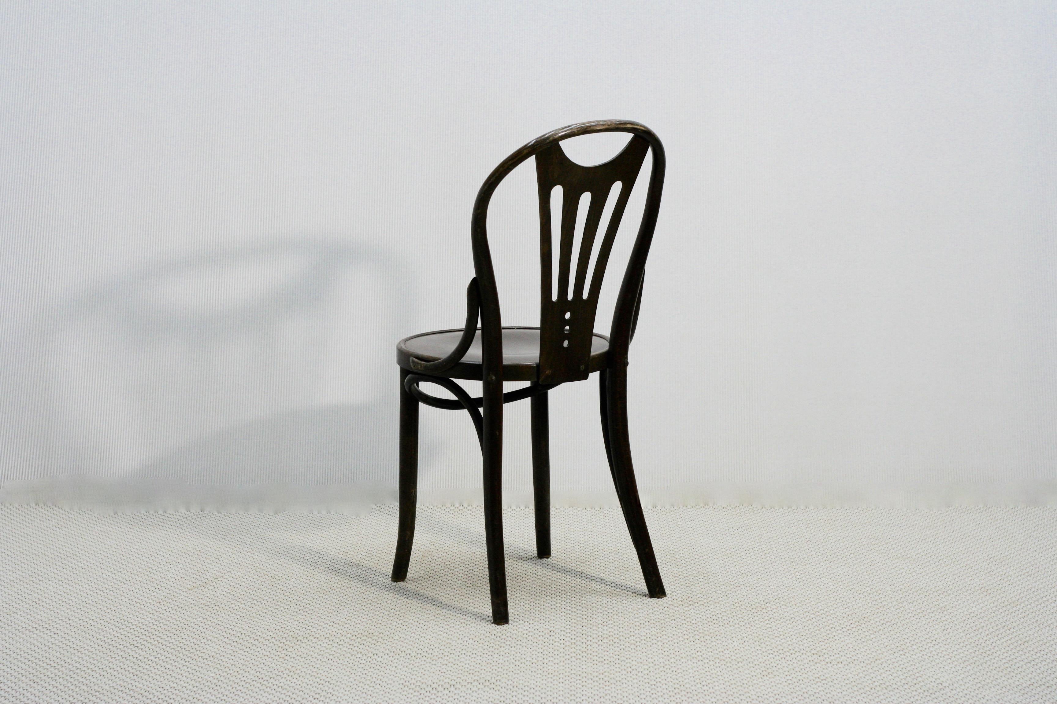 Set of Four Art Nouveau Thonet Style Bentwood Chairs, 1920s 4